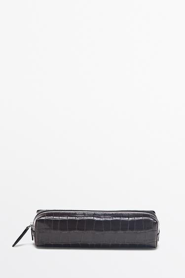 Textured leather case — BROWN 1
