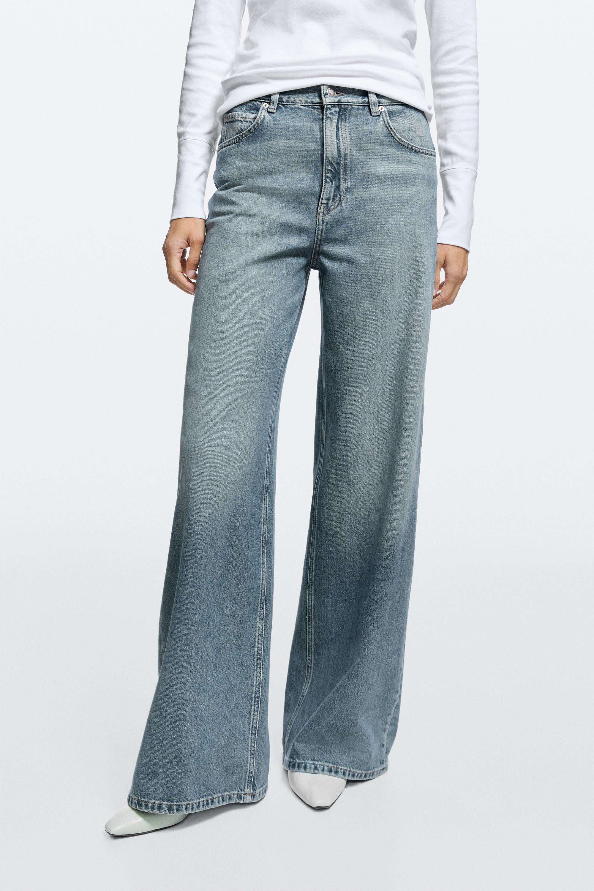 High-waist wide-leg jeans