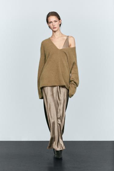 Oversize v-neck knit sweater — Olive 1