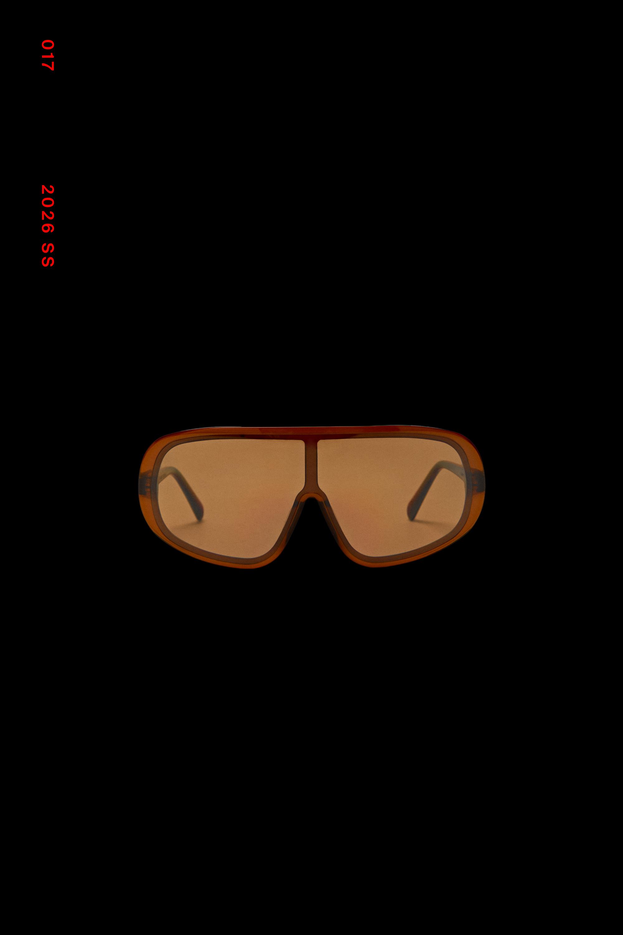 Oversized wrap sunglasses — Caramel