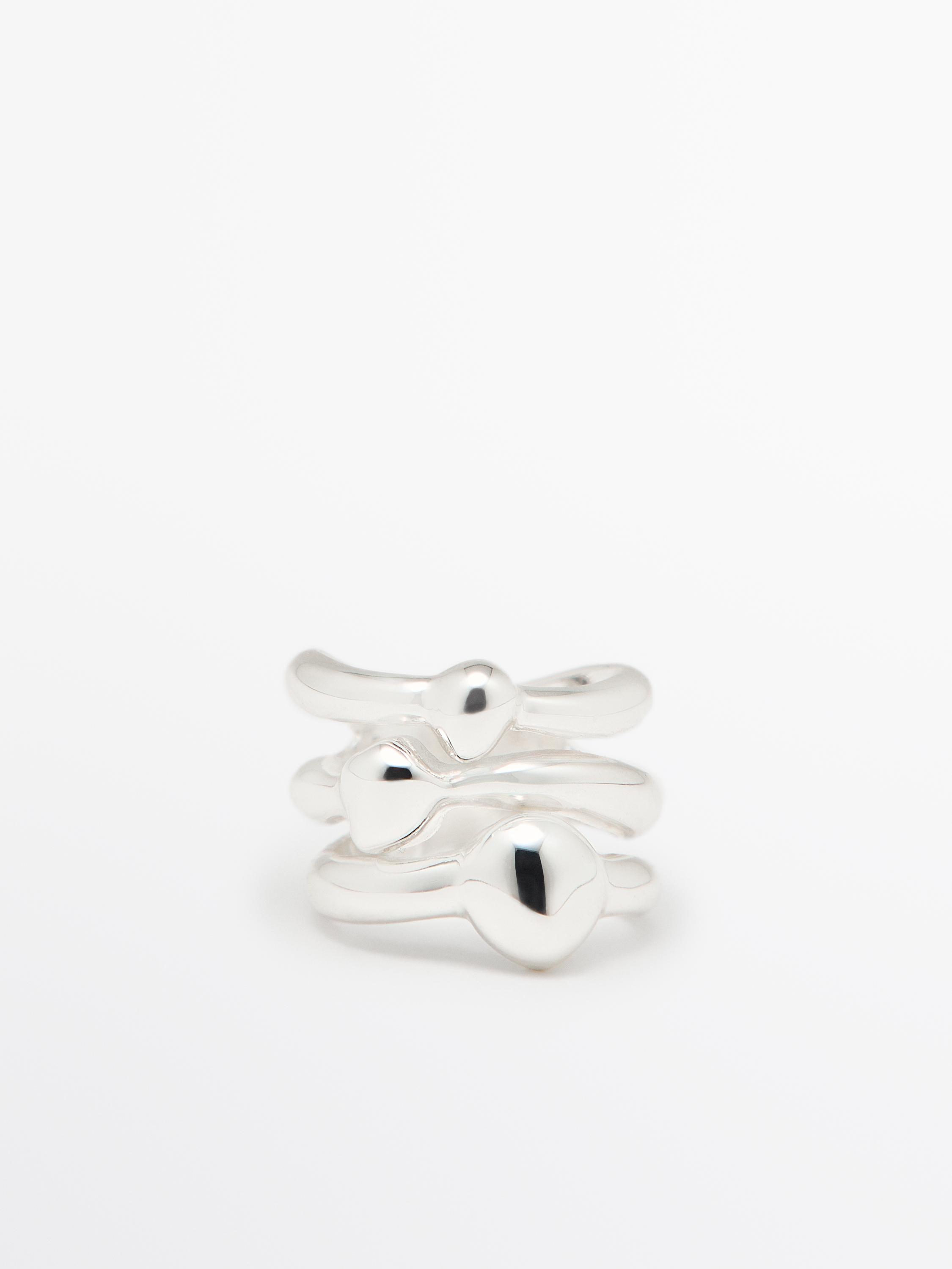 Irregular ring