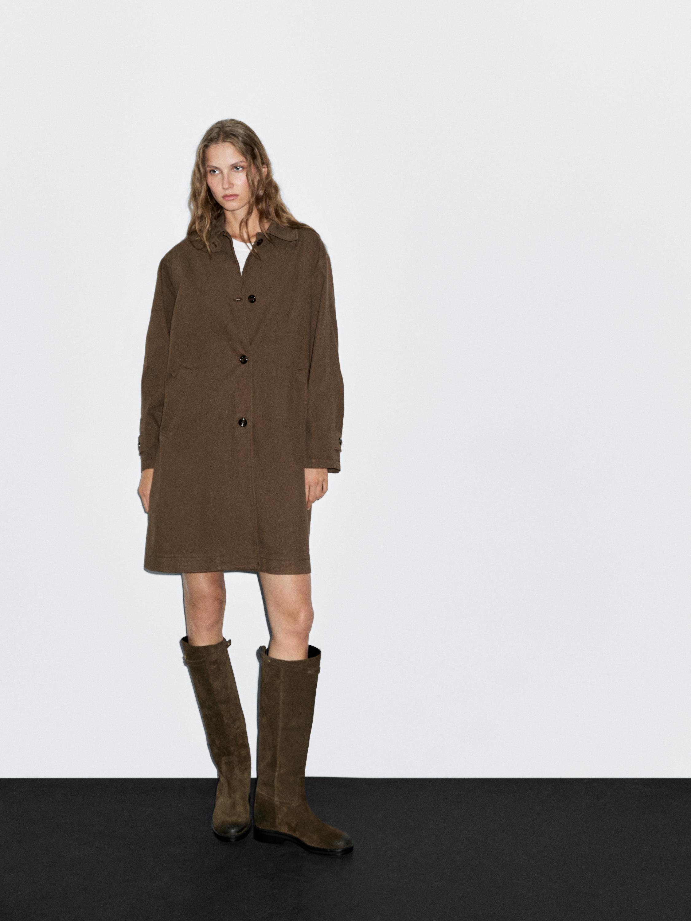Oversize flowing trench coat in water-repellent fabric