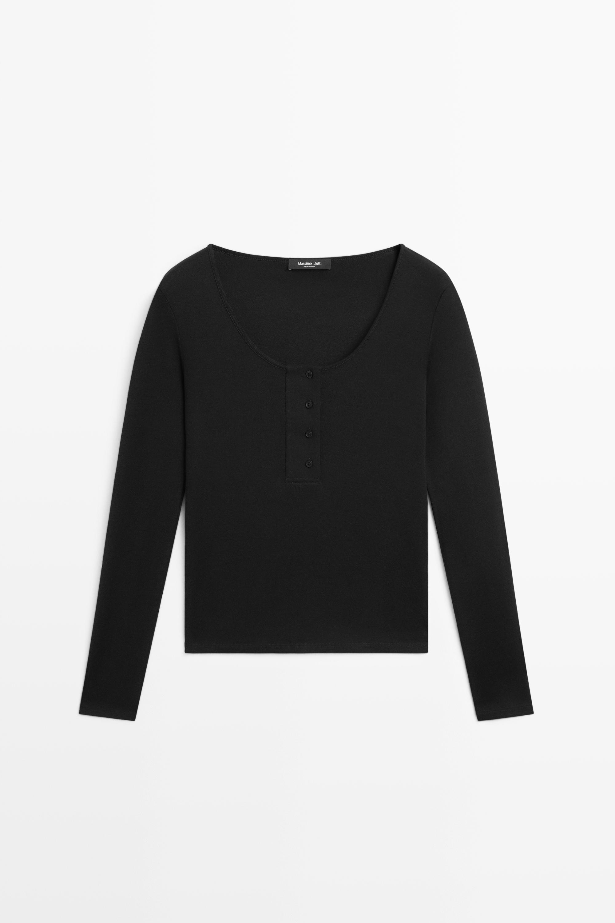 100% cotton button-placket T-shirt
