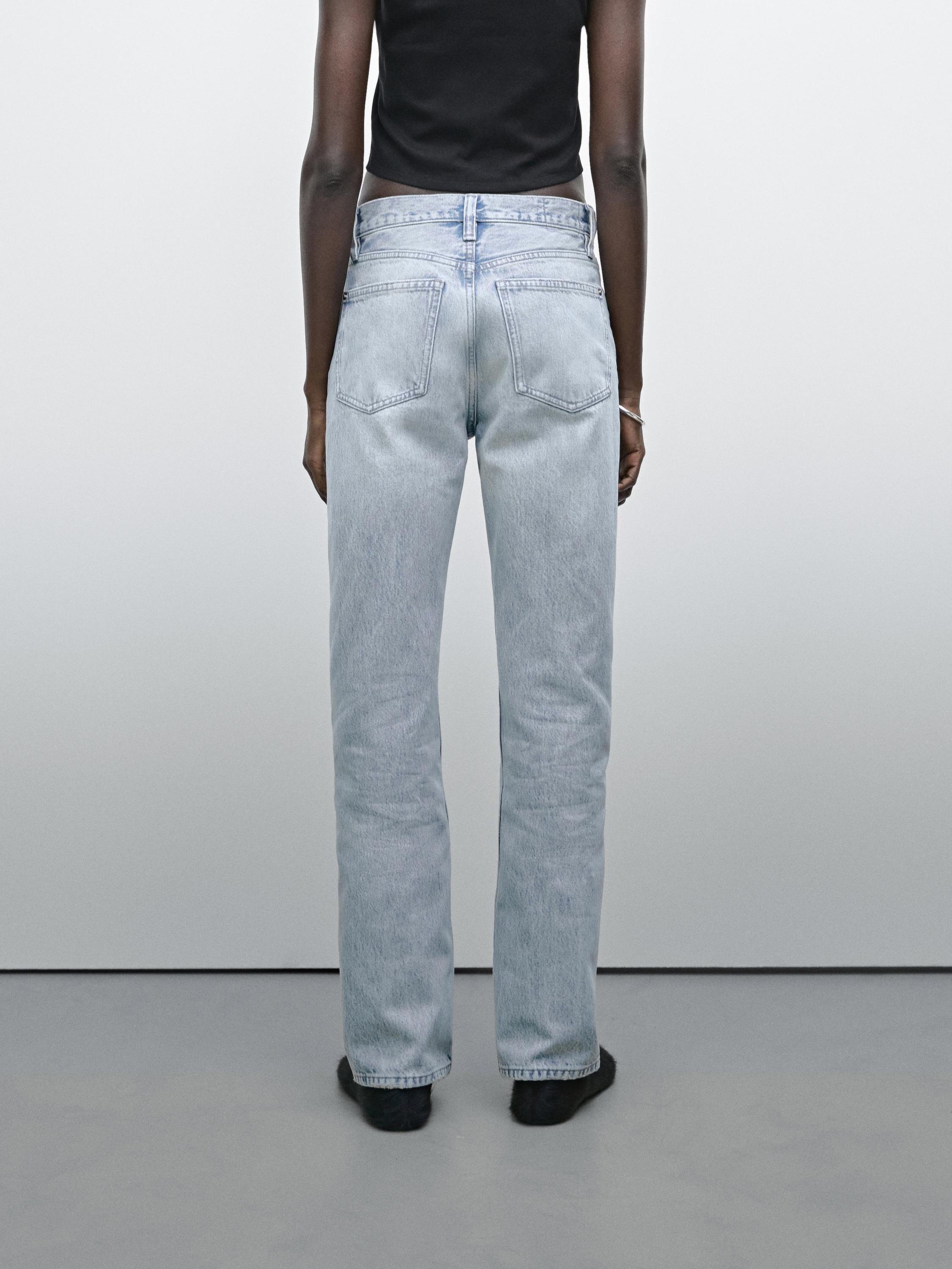 Straight-leg high-waist jeans