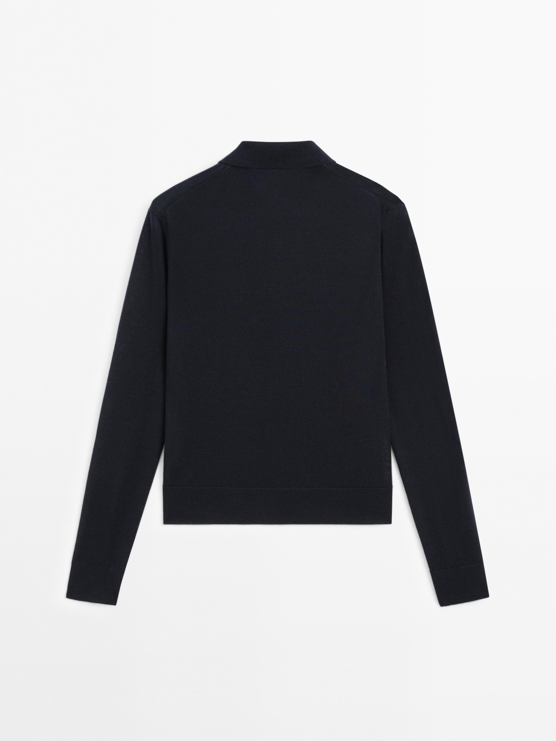 100% wool polo collar sweater with buttons