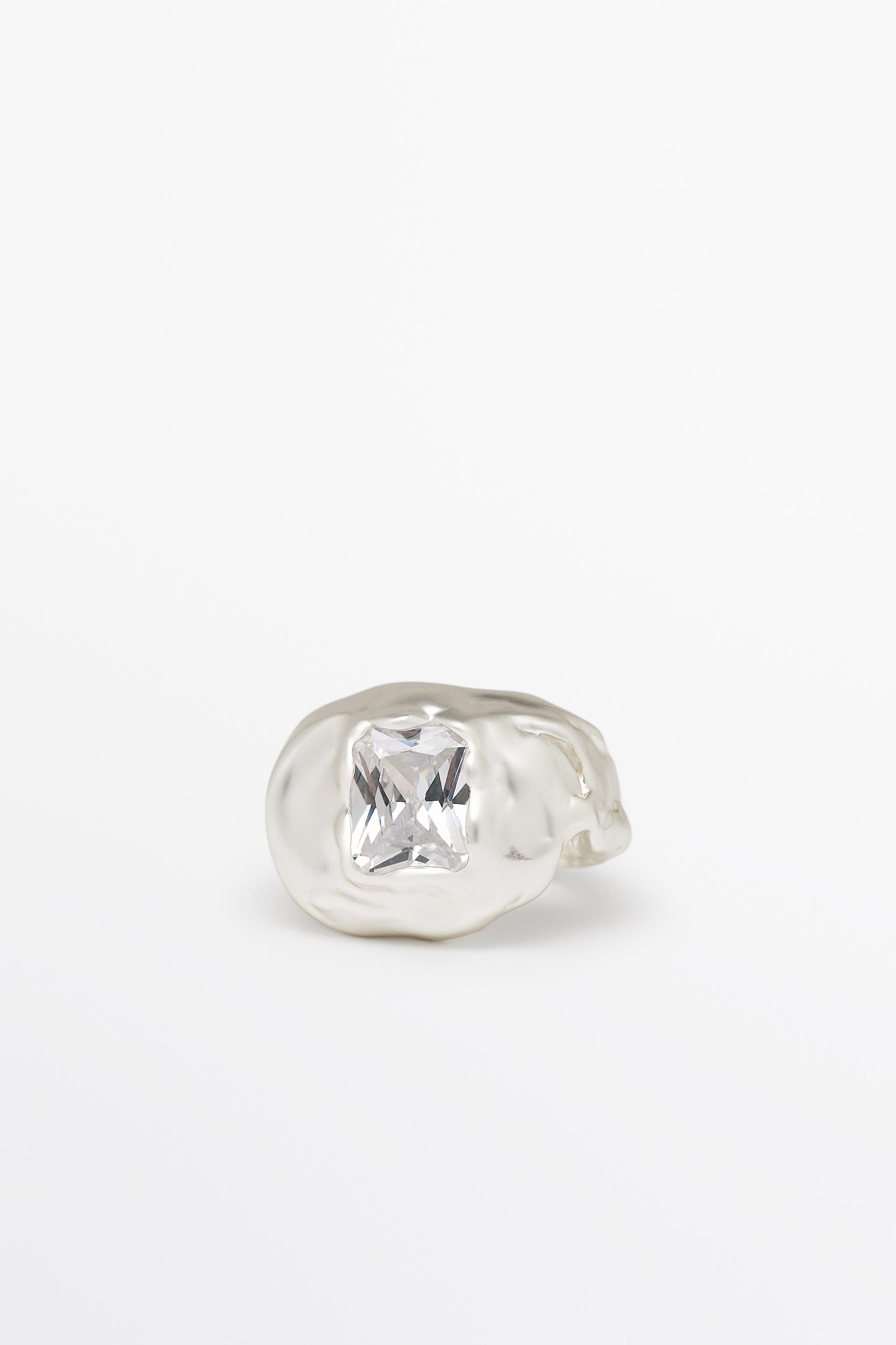 Anillo efecto melted brillo