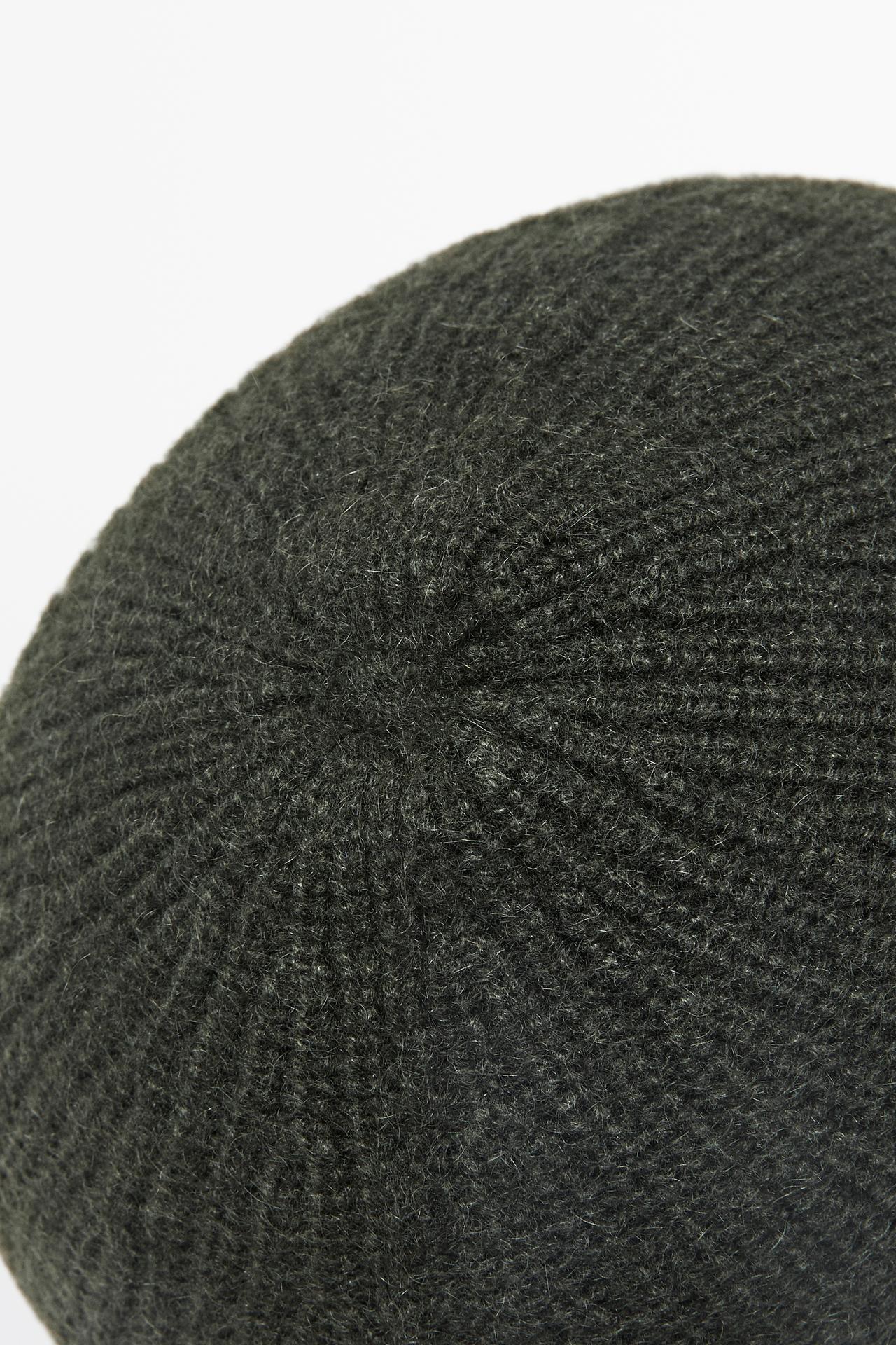100% cashmere knit beanie — KHAKI
