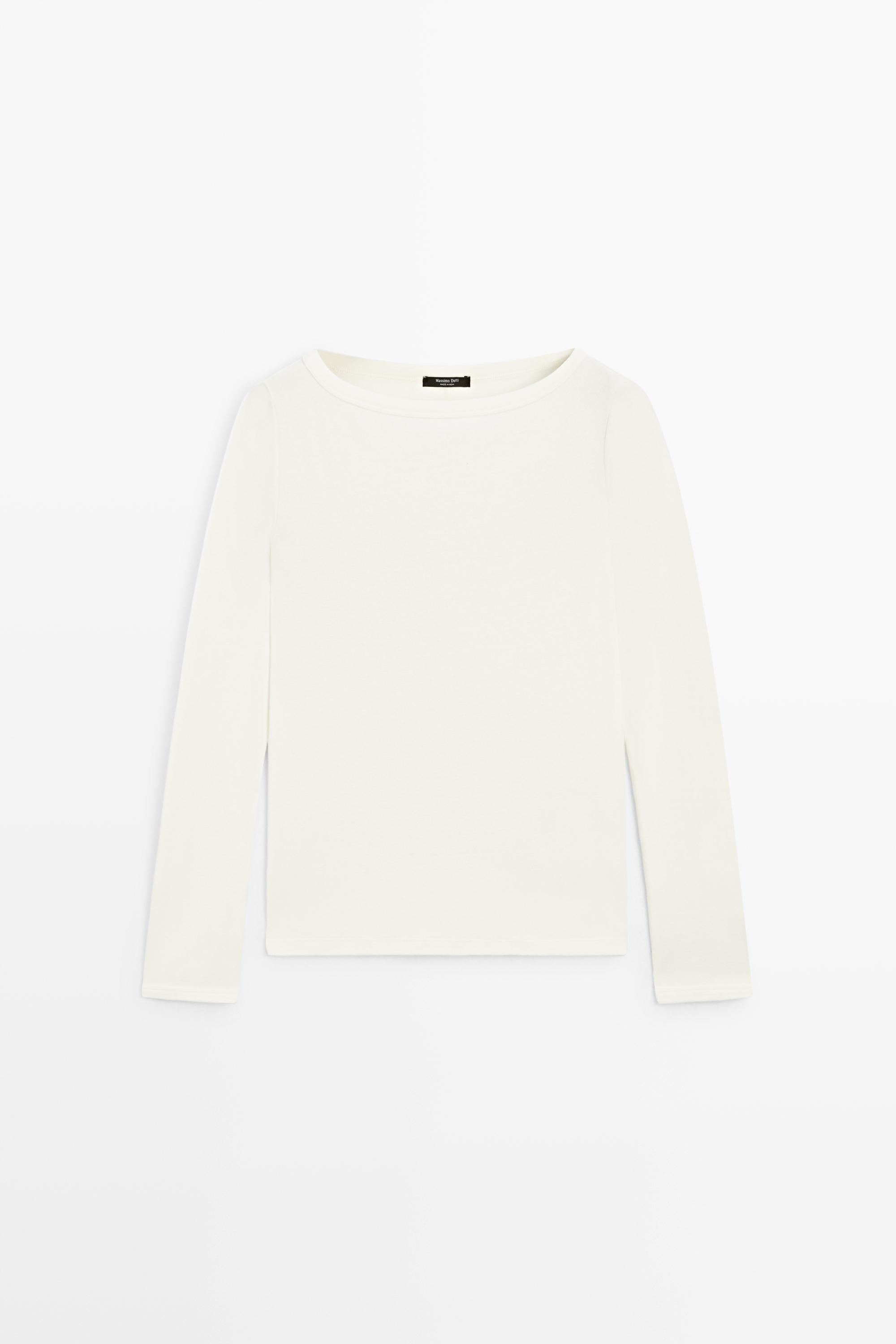 Maglia a maniche lunghe con scollo a barchetta