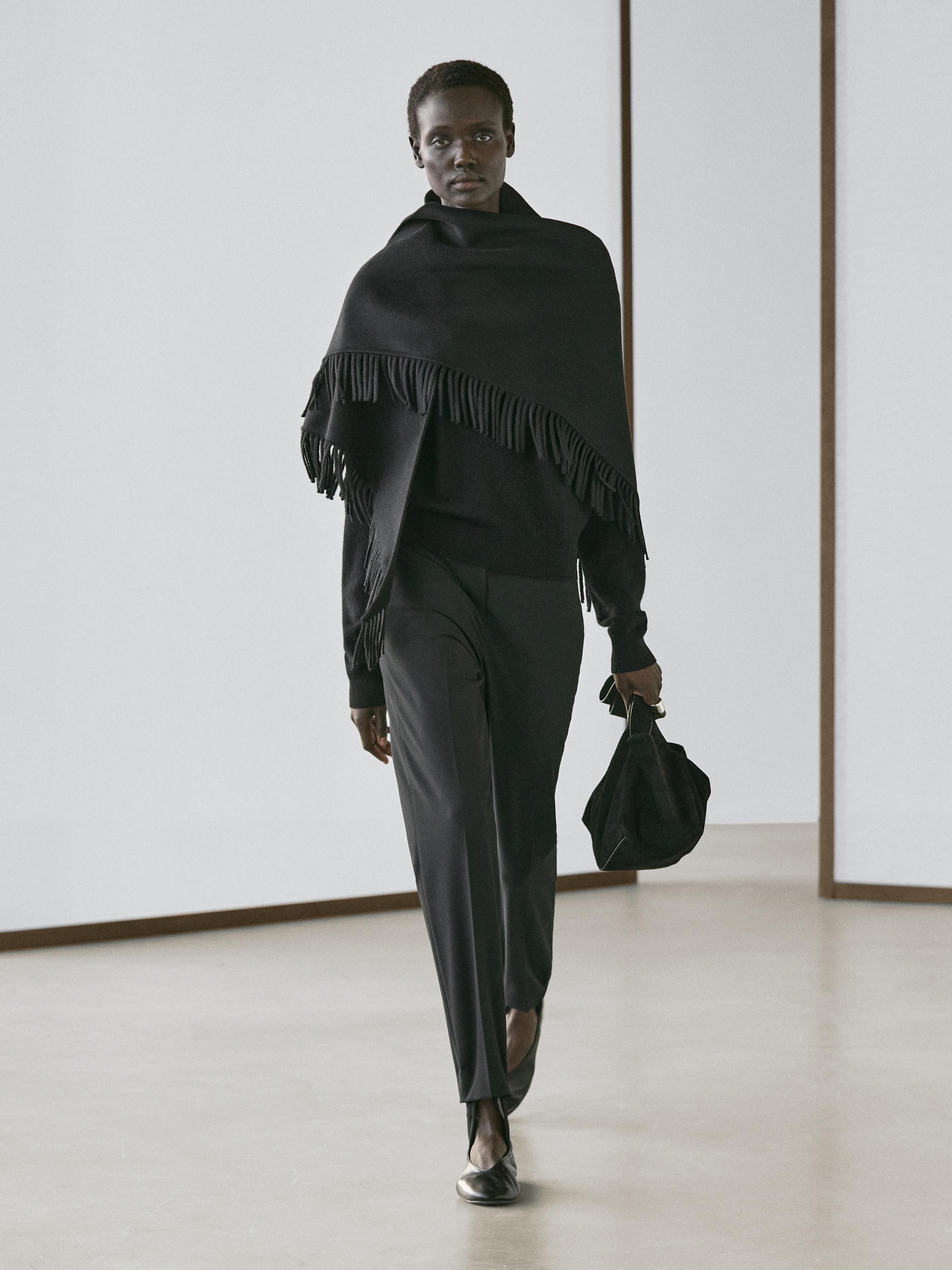 Pants with elasticated hems — BLACK