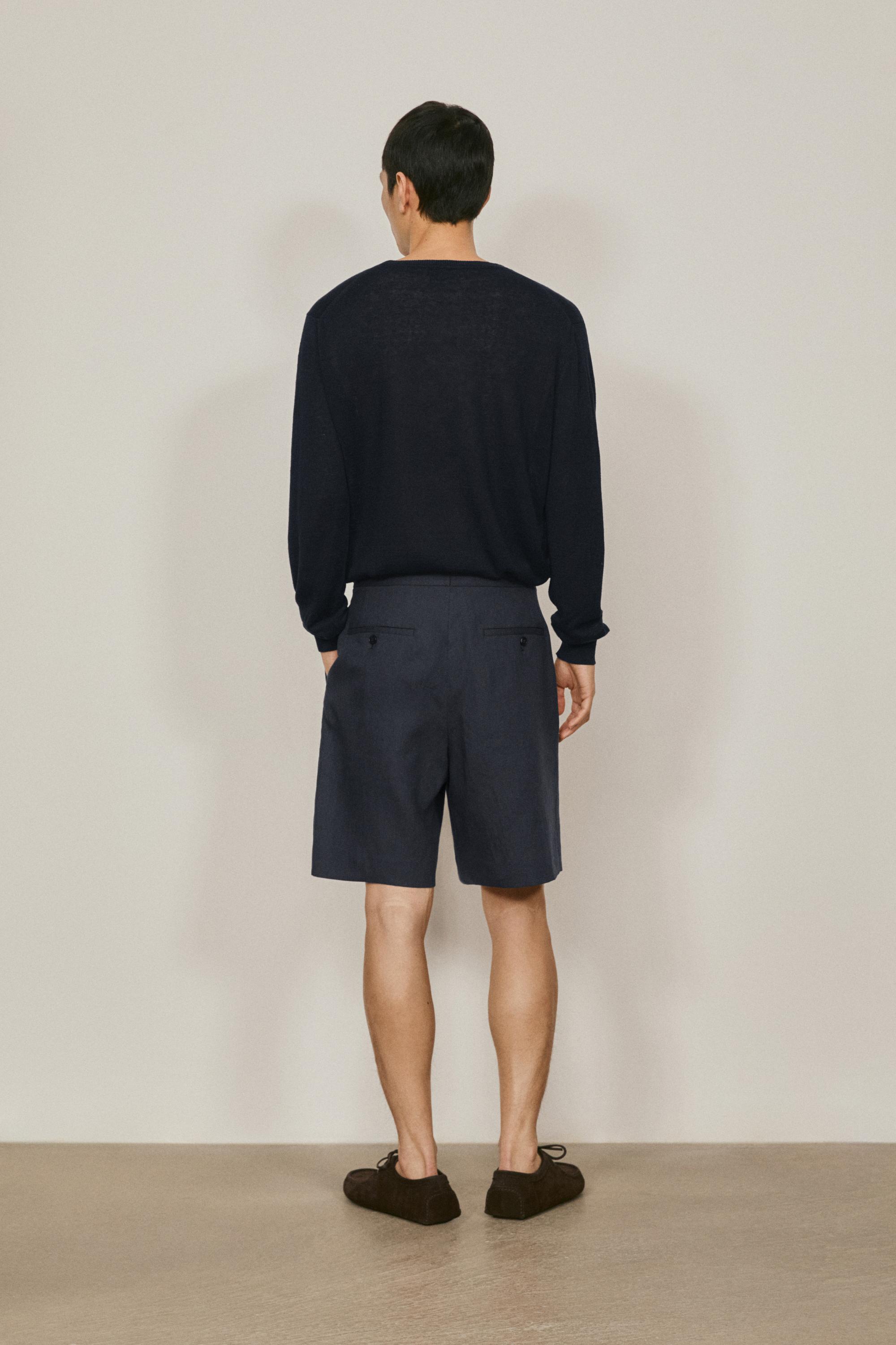 Total look darted linen Bermuda shorts - LIMITED EDITION — NAVY BLUE