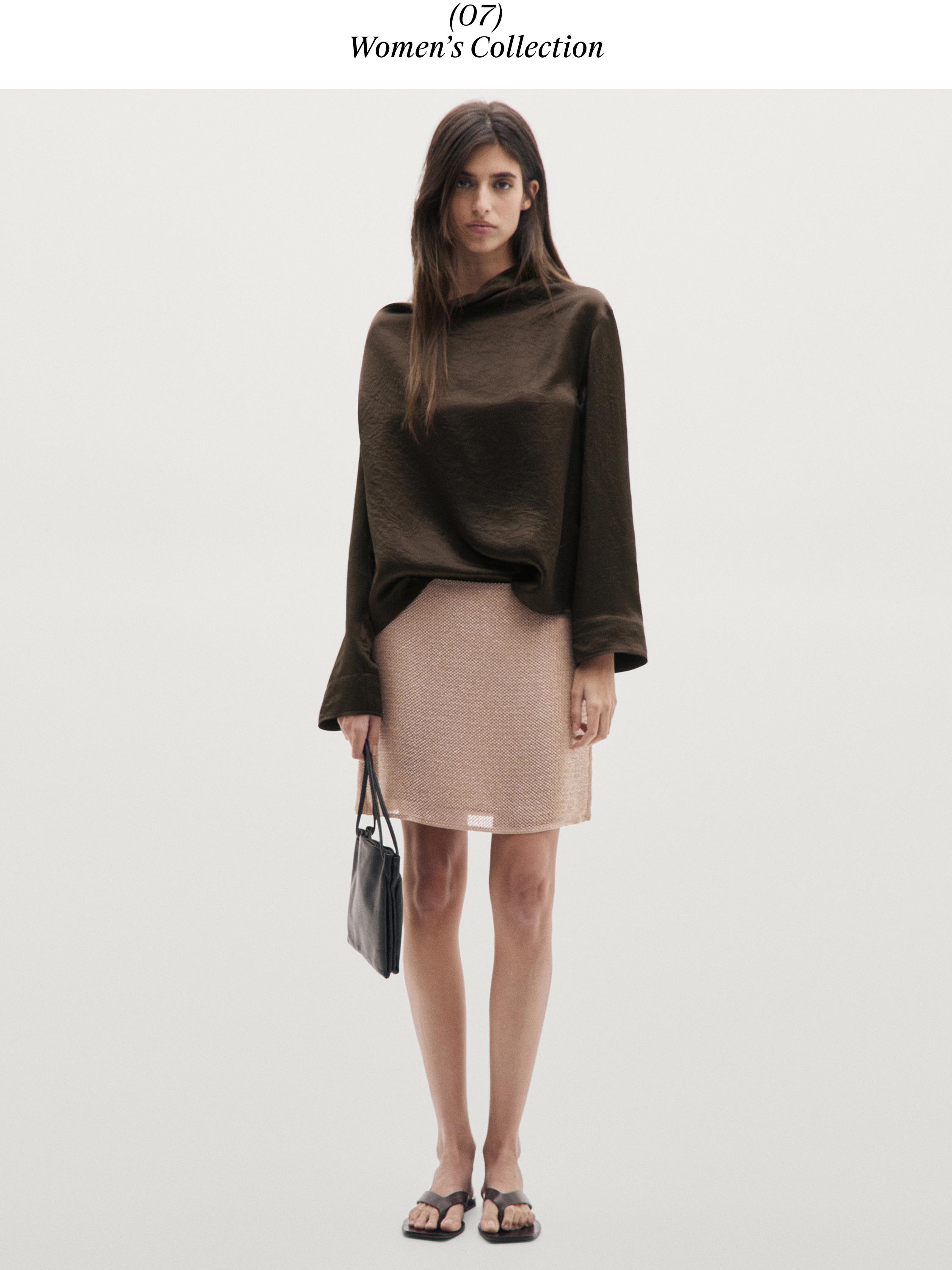 Falda mini detalle pedrería