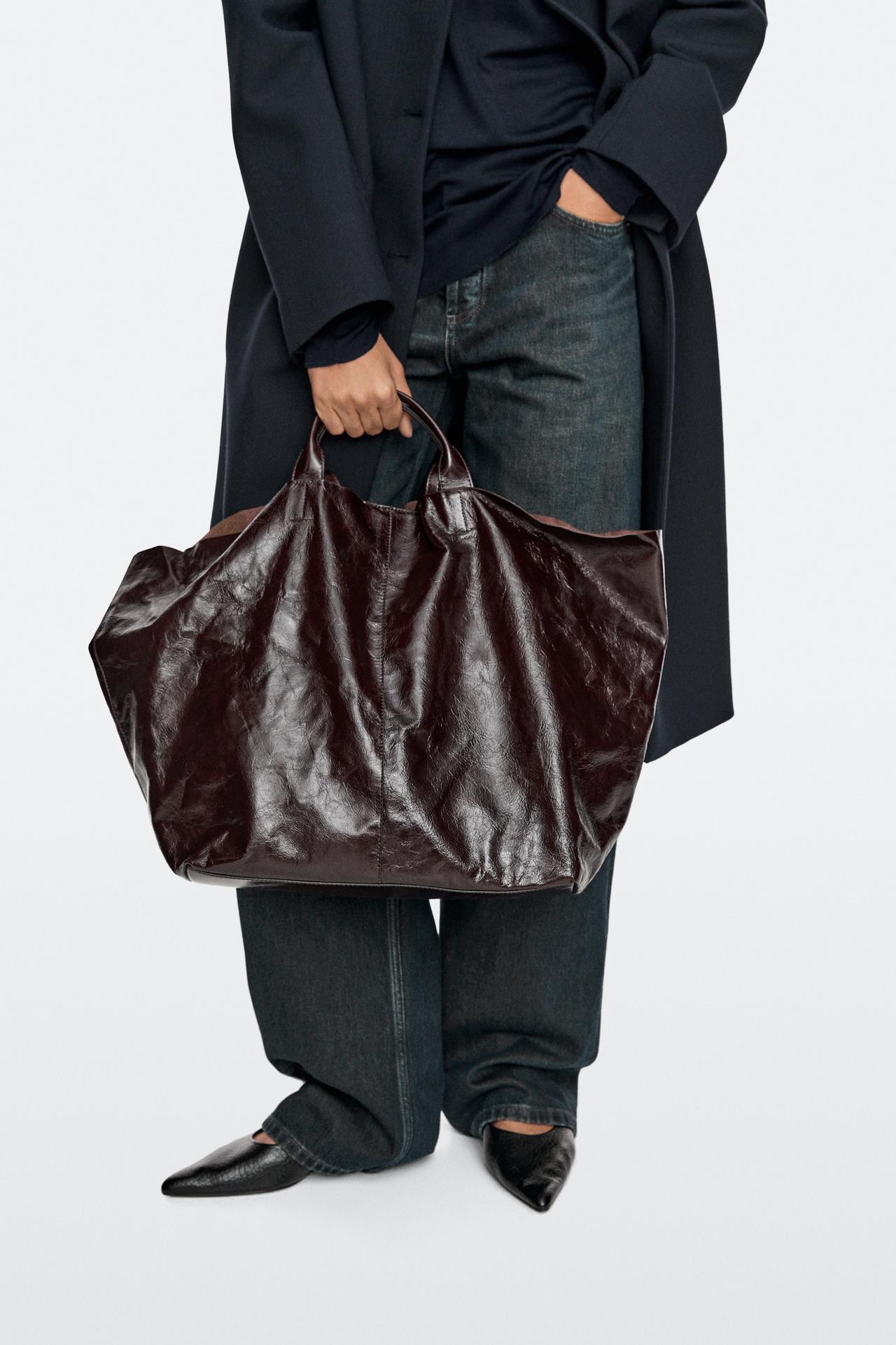 Maxi crackle nappa leather tote bag — Chocolate