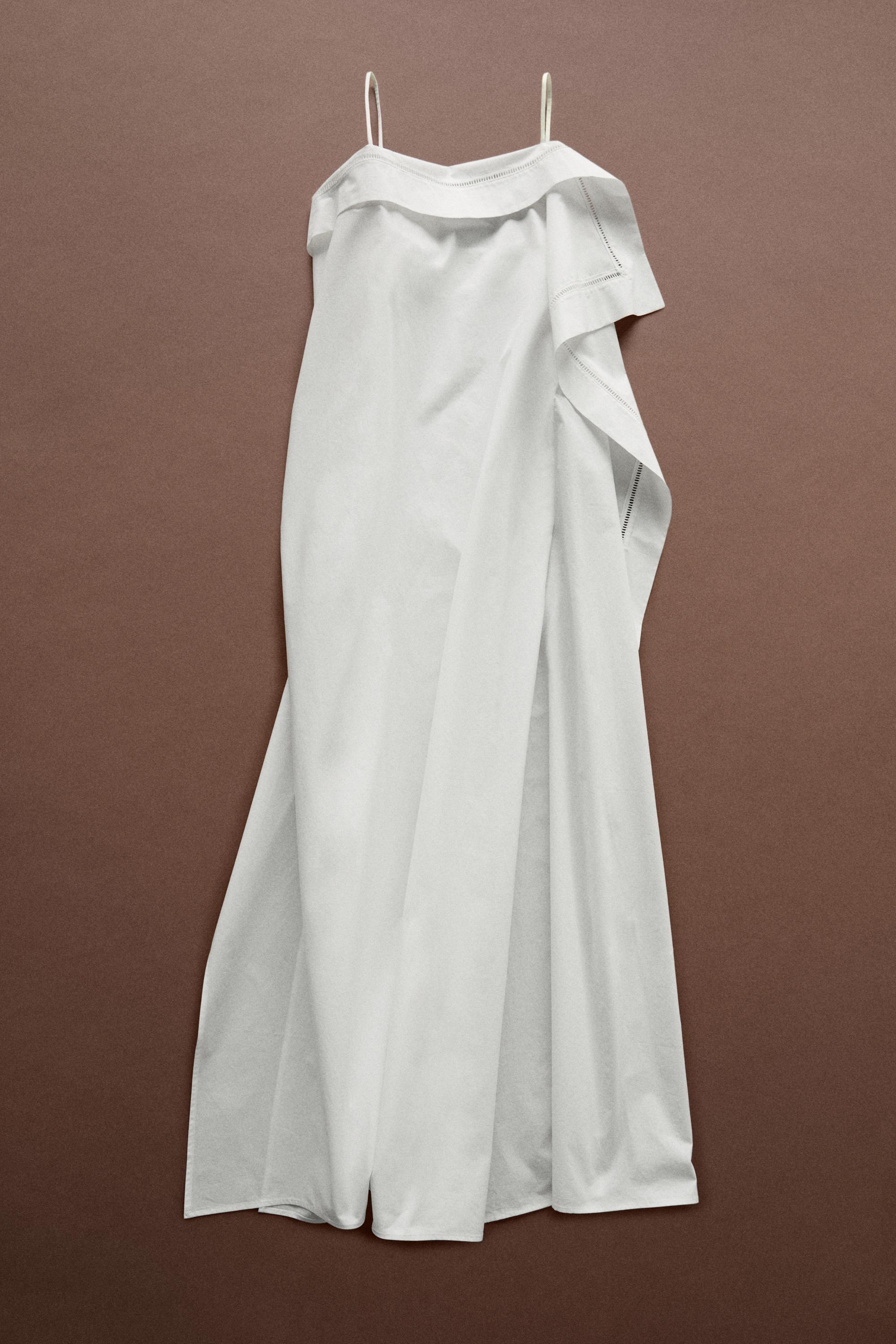 Asymmetric ruffle midi dress - STUDIO — Off white