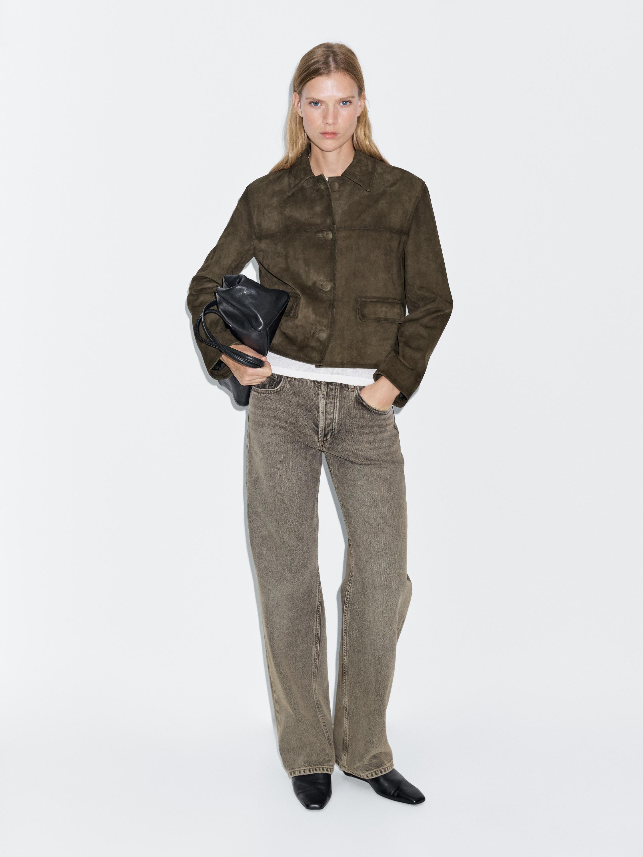 Джинсы со средней посадкой и широкими штанинами