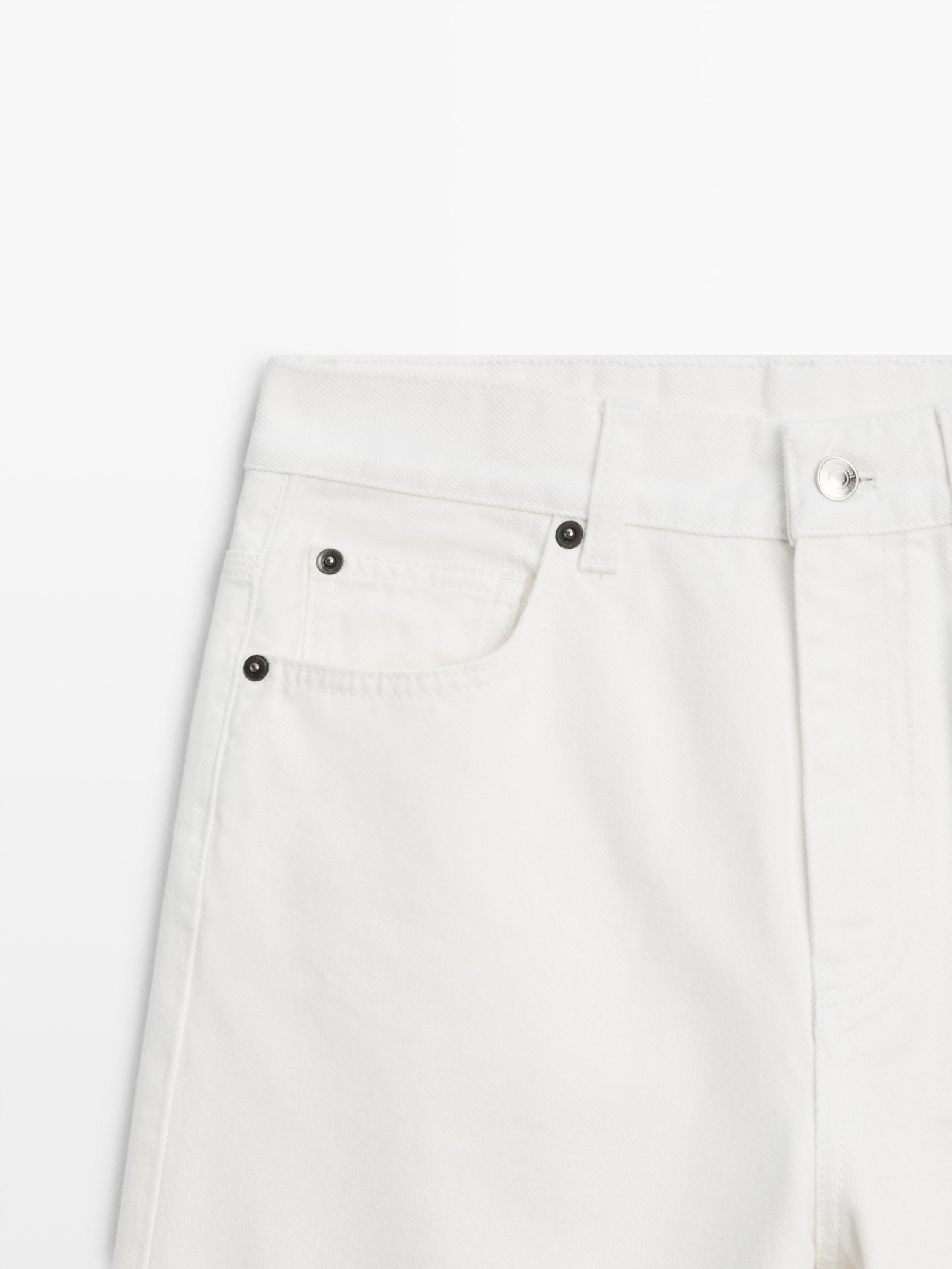 Jeans relaxed fit tiro medio