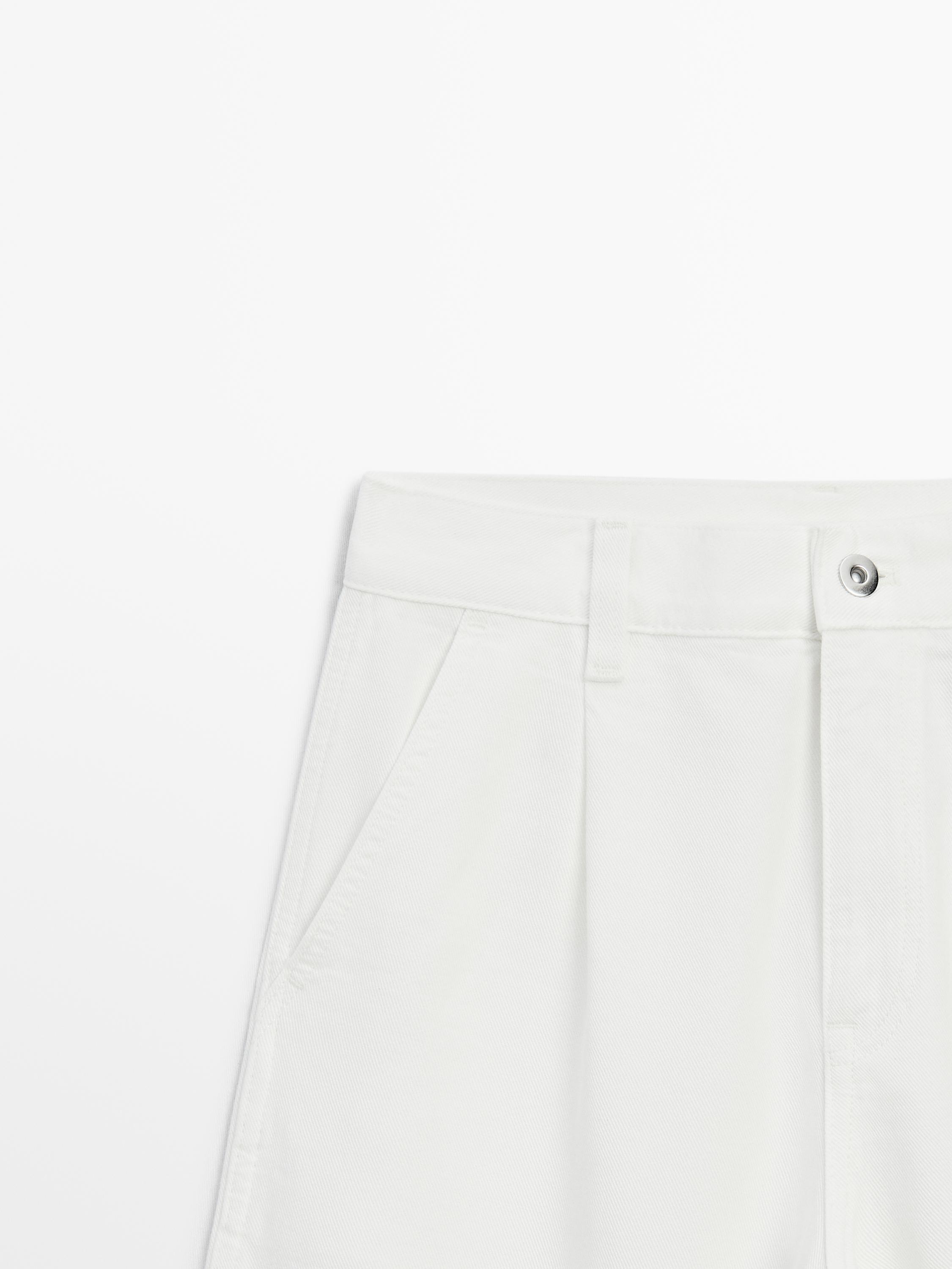 Jean wide leg taille moyenne à pinces
