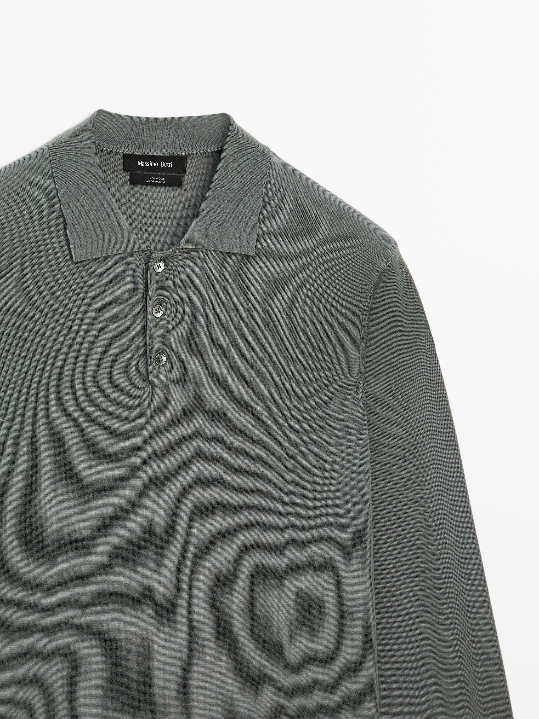 100% merino wool knit sweater with polo collar