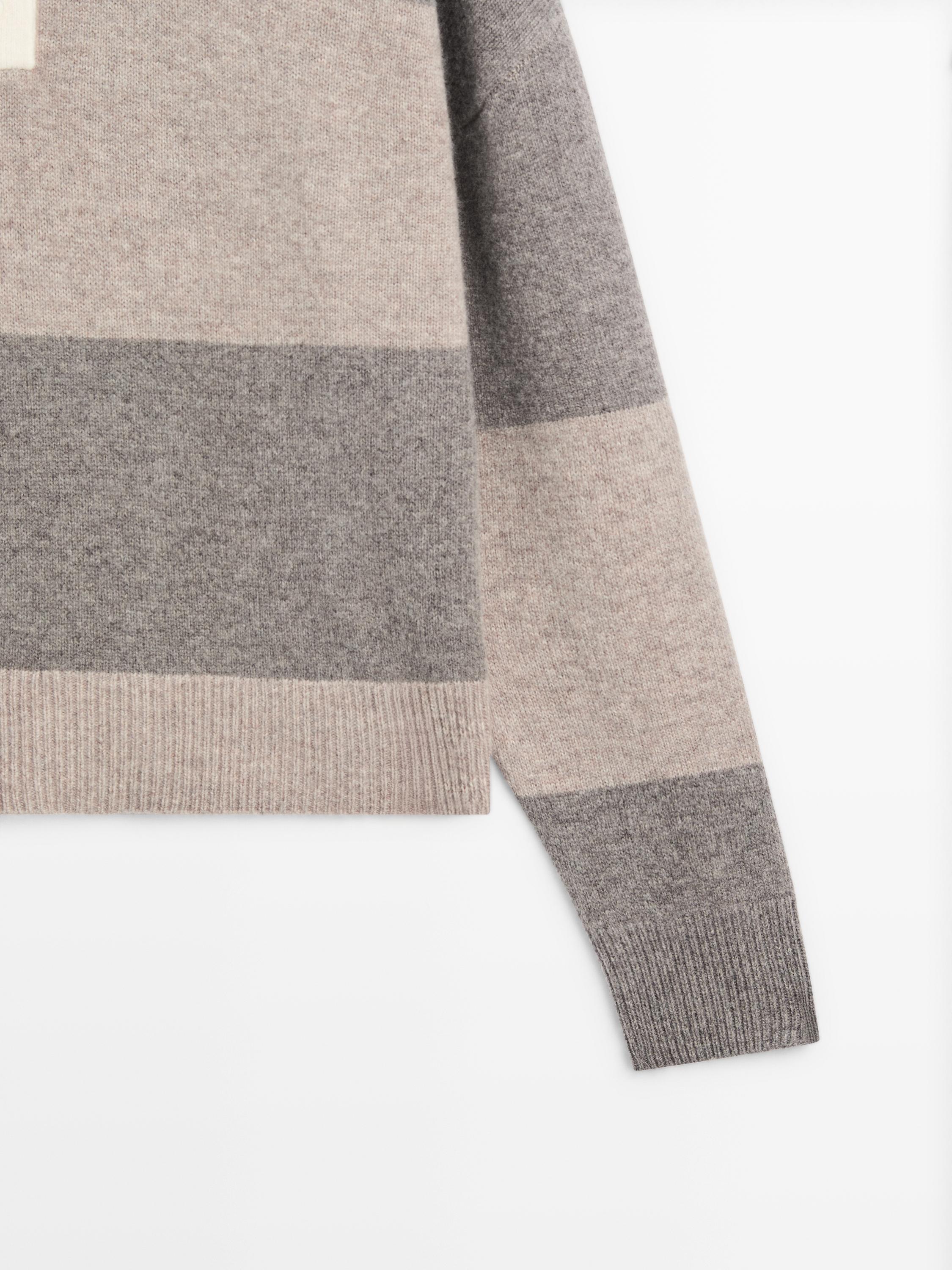 Gestreifter Pullover im Polo-Stil aus Wollmischgewebe