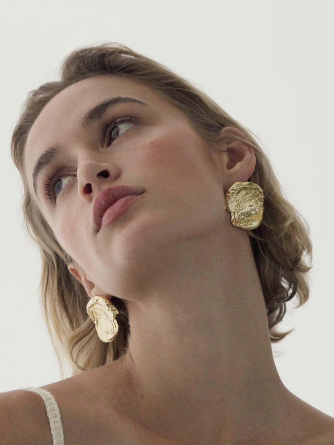 Fossiilsed kõrvarõngad