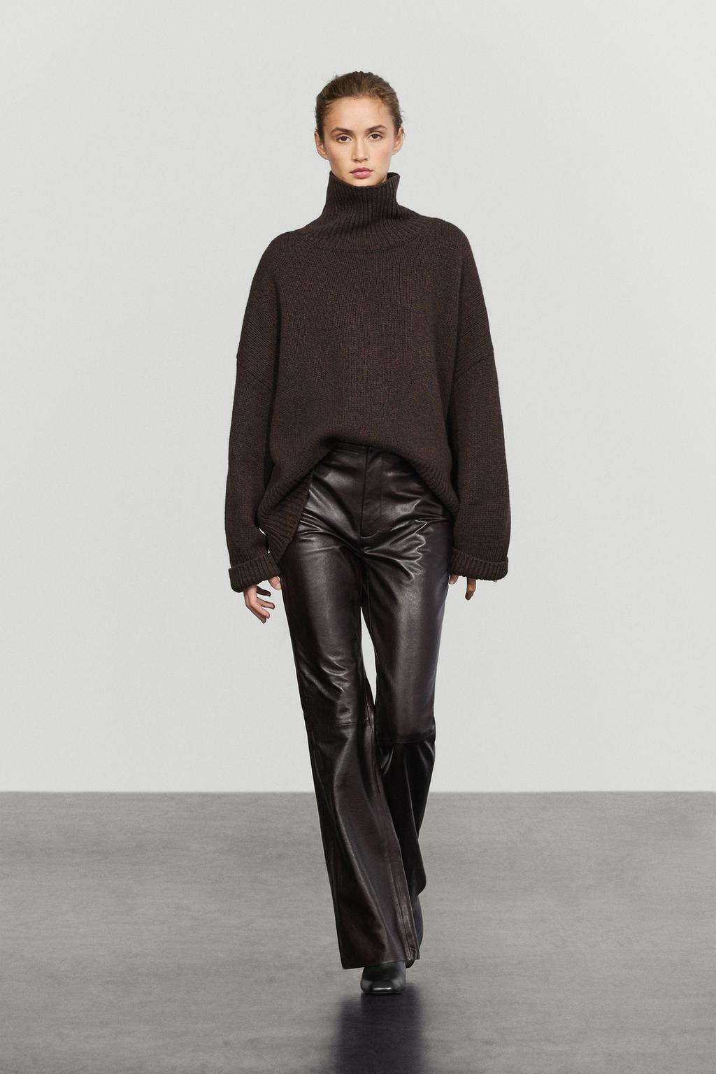 Nappa leather flare fit pants with seams