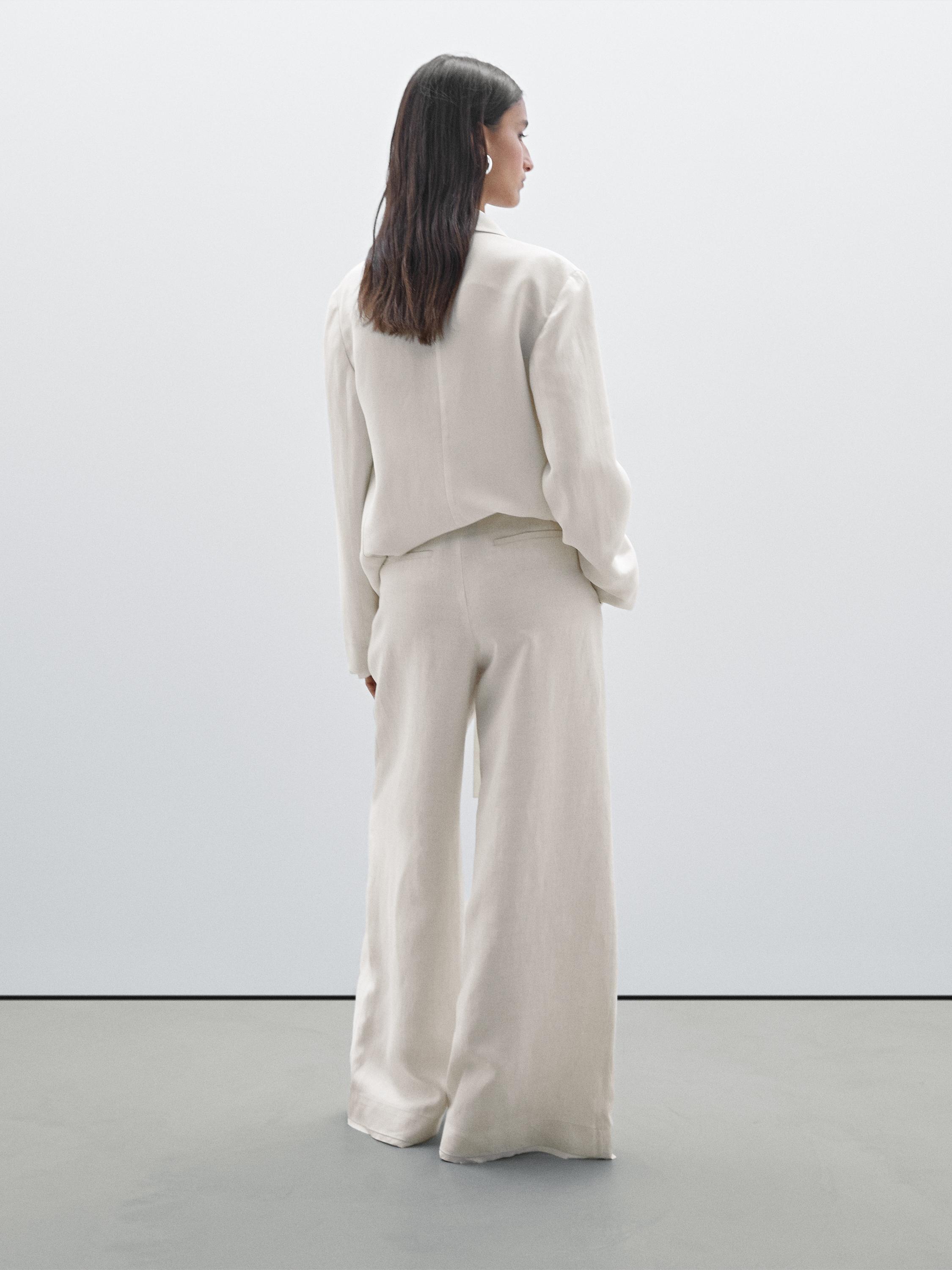 Suit trousers in contrasting fabric