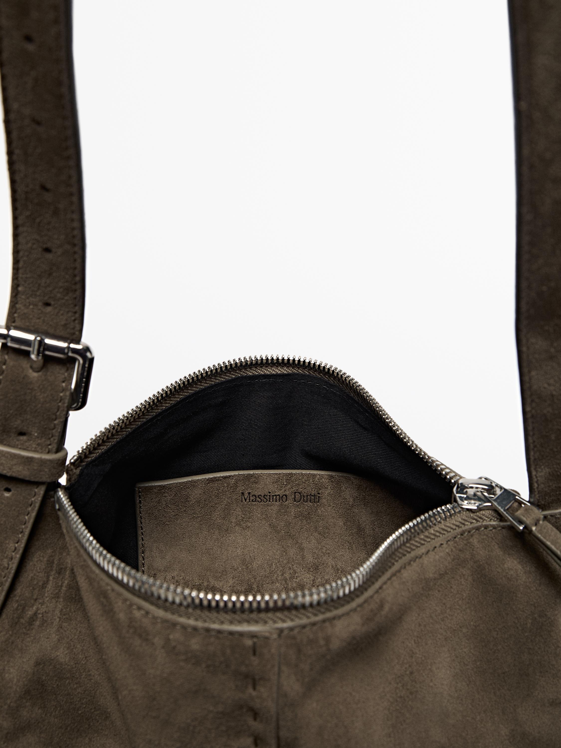 Tas selempang mini kulit suede terbelah