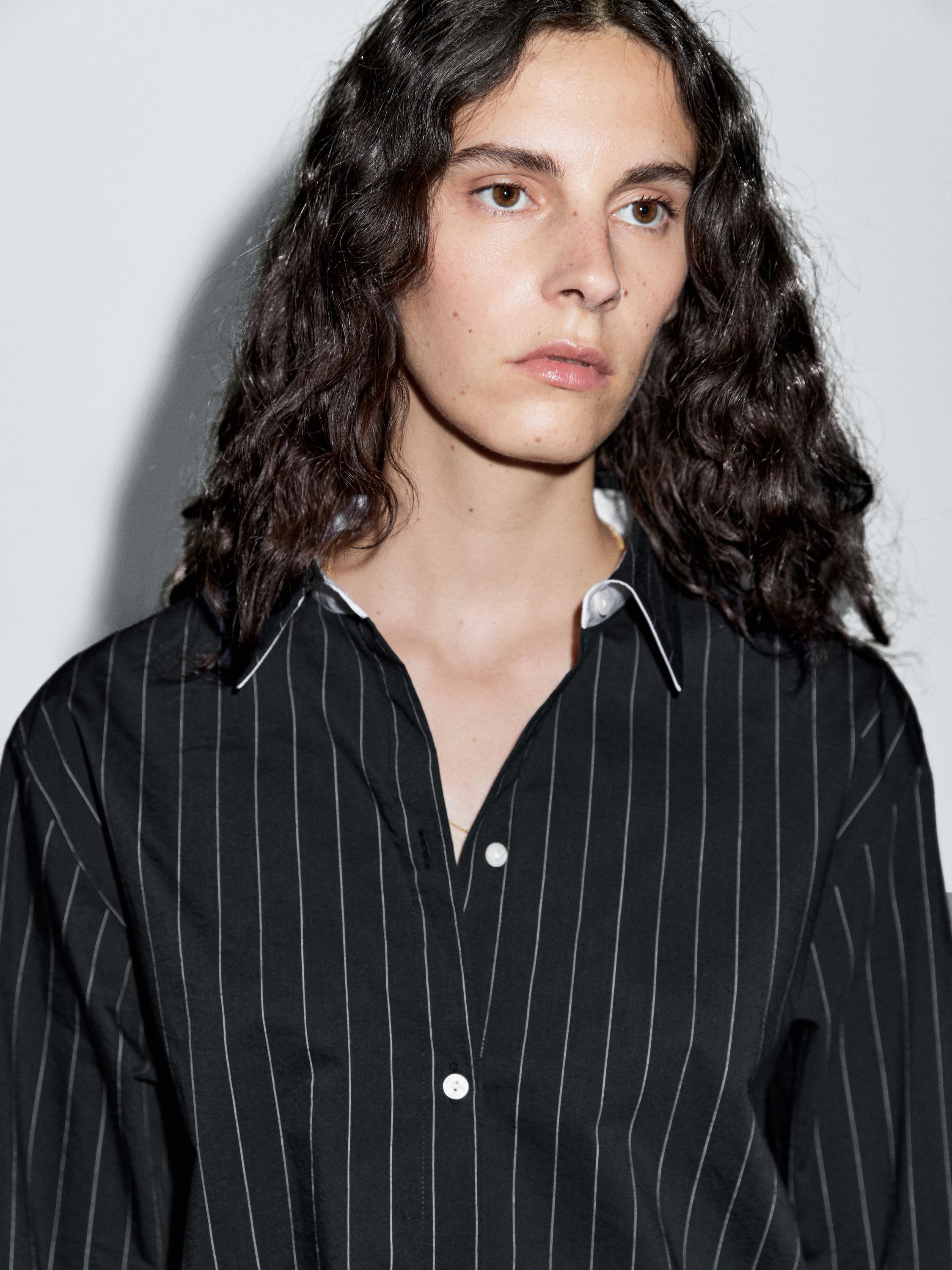 Striped shirt with contrast detail