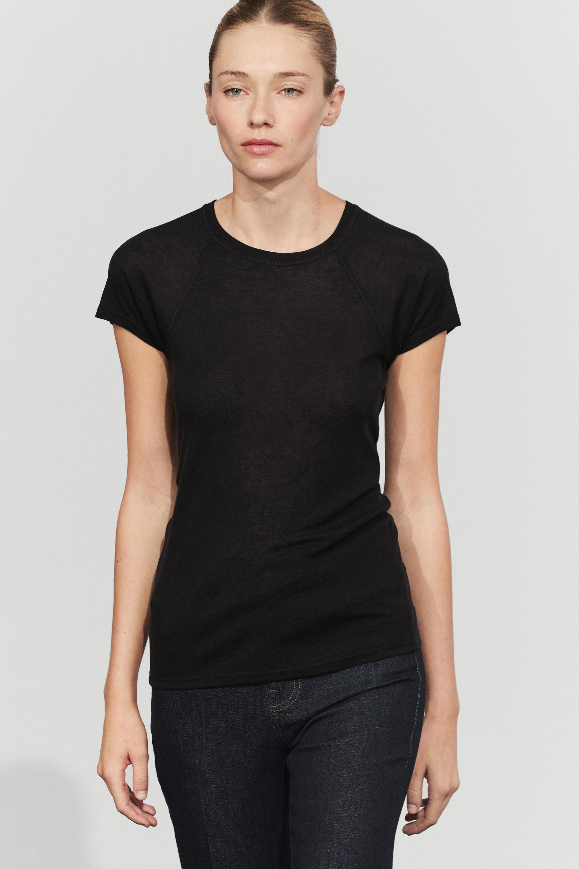 Short sleeve raglan T-shirt
