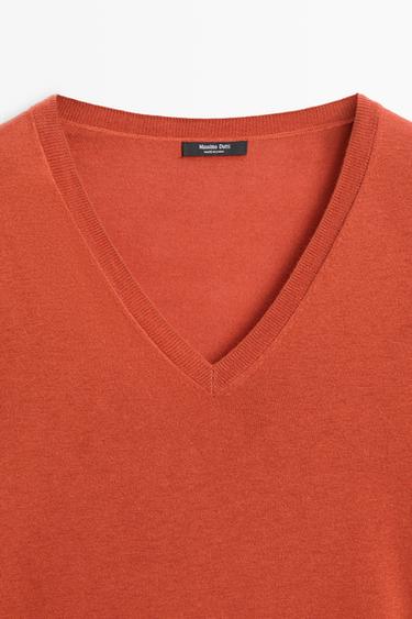 V-neck knit sweater — BURNT ORANGE 9