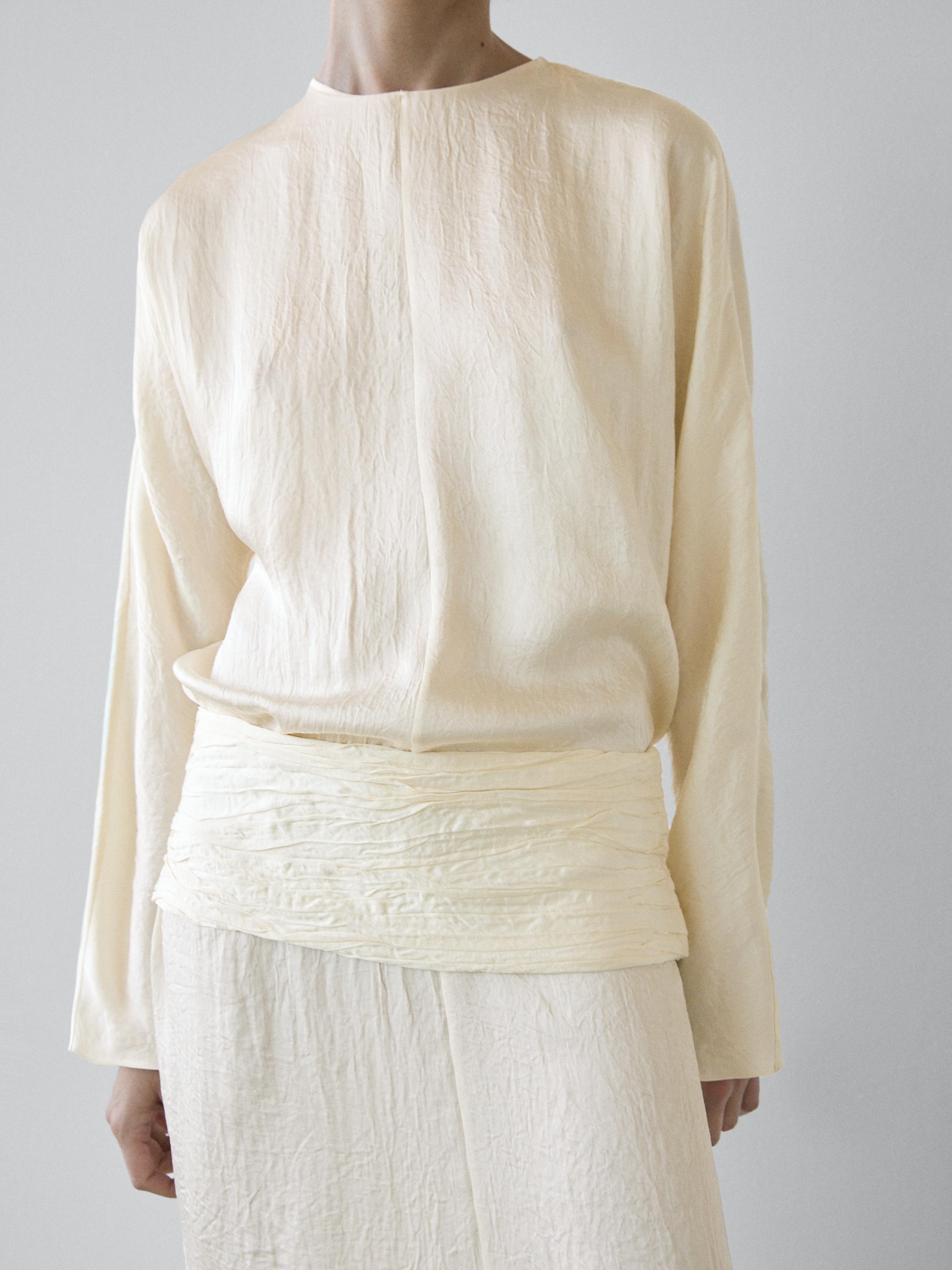 Midi dress with sash belt - STUDIO — Beige