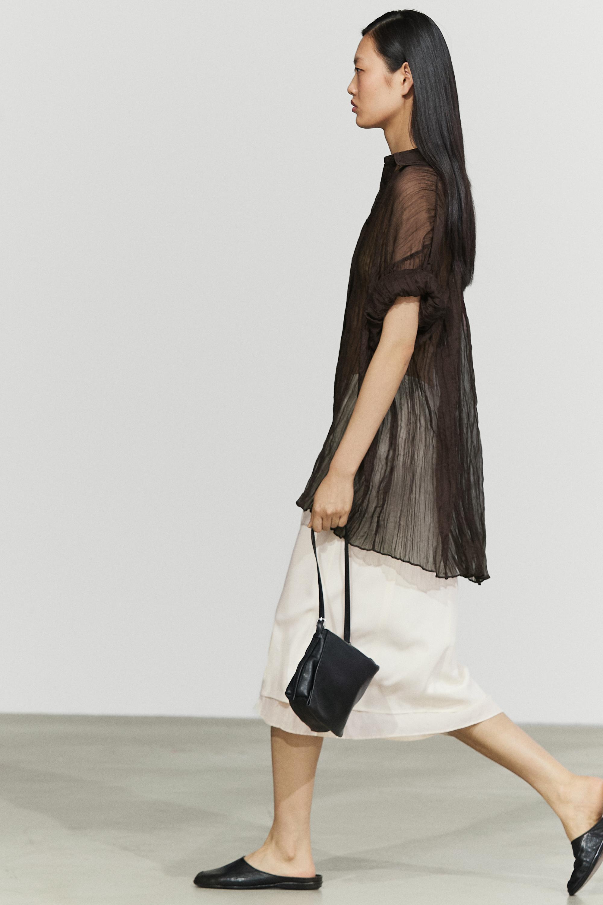 Total look pleated shirt — BROWN