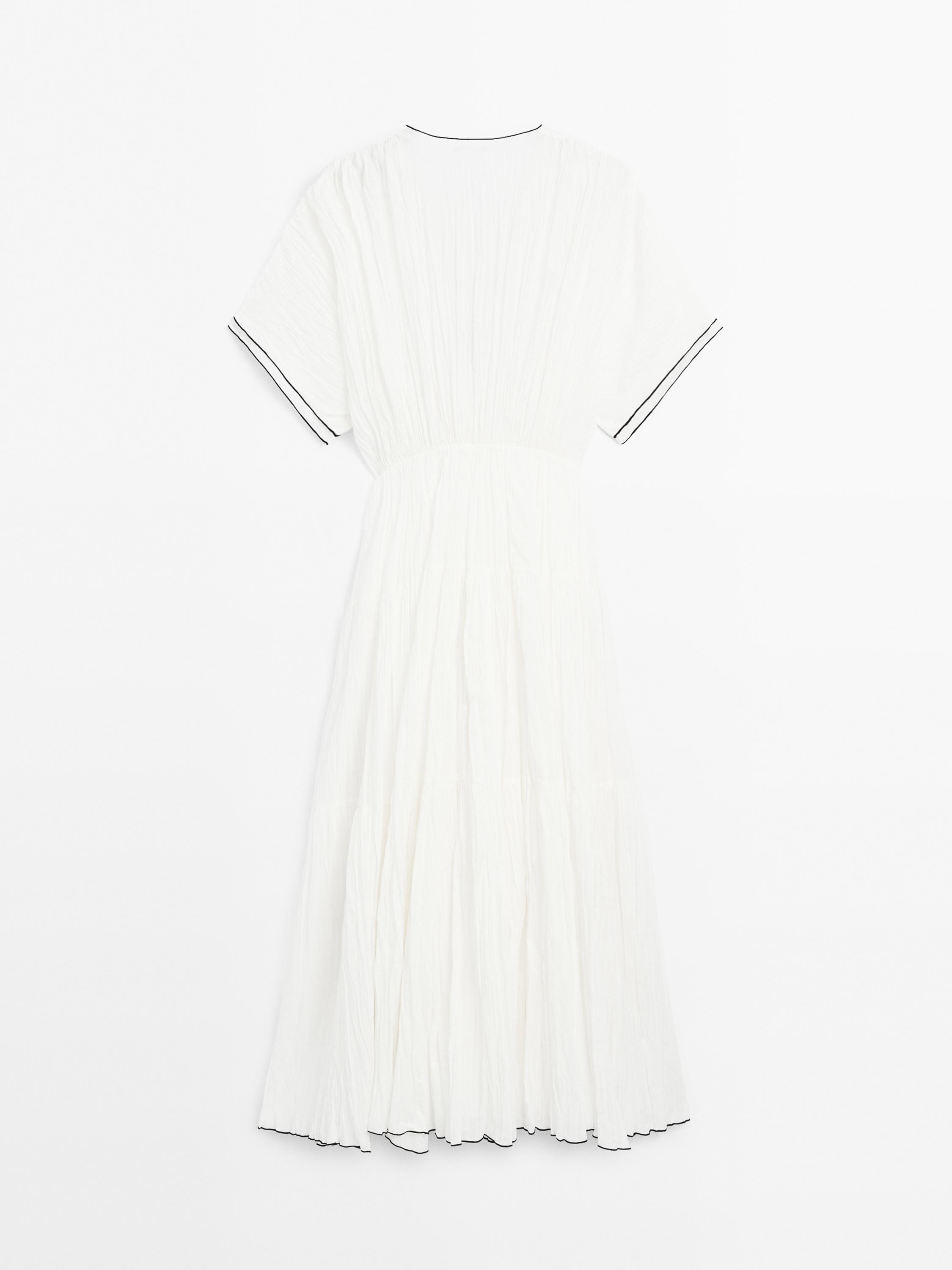 Robe longue plissée contrastante