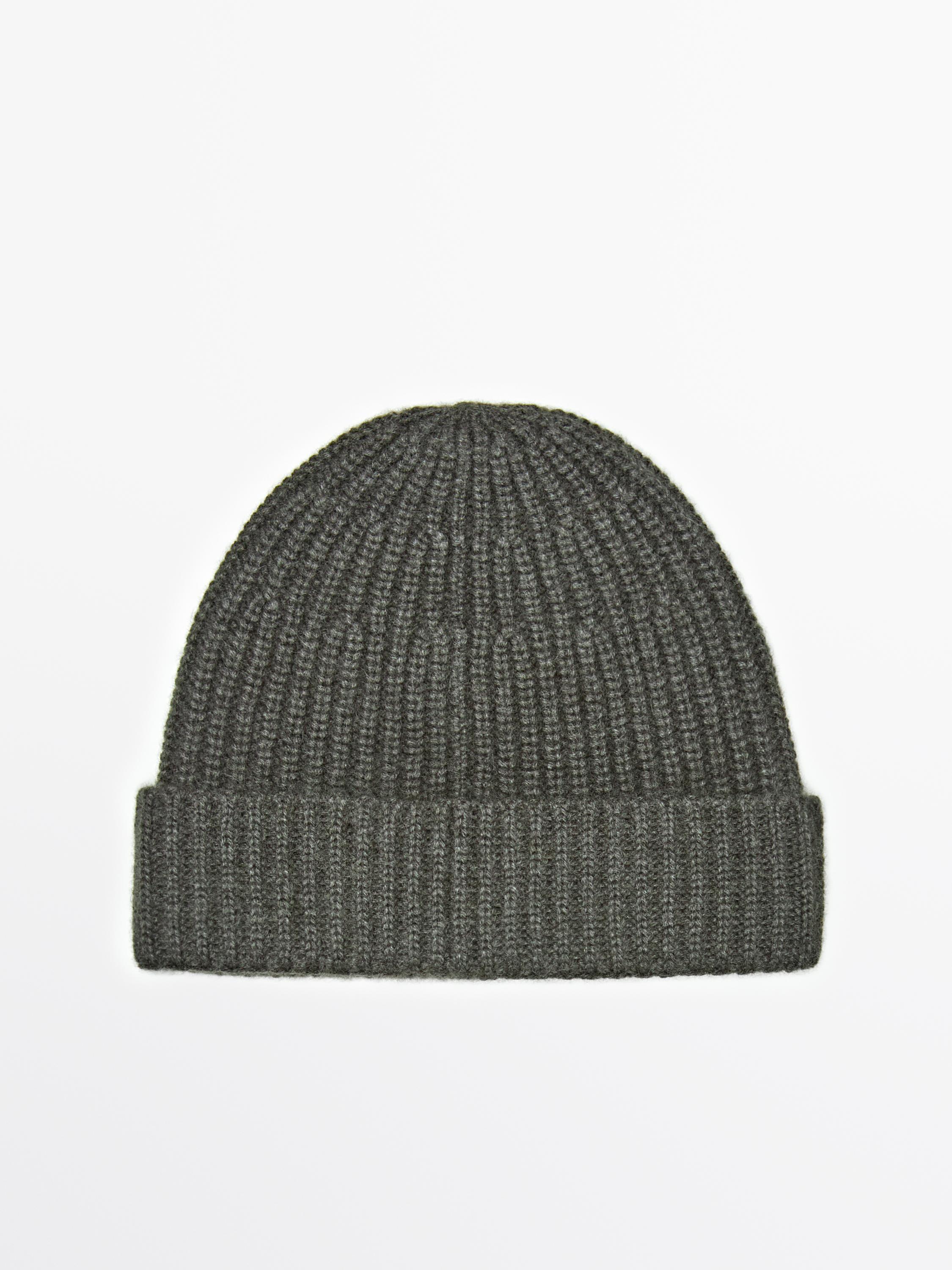 Ribbed 100% cashmere beanie