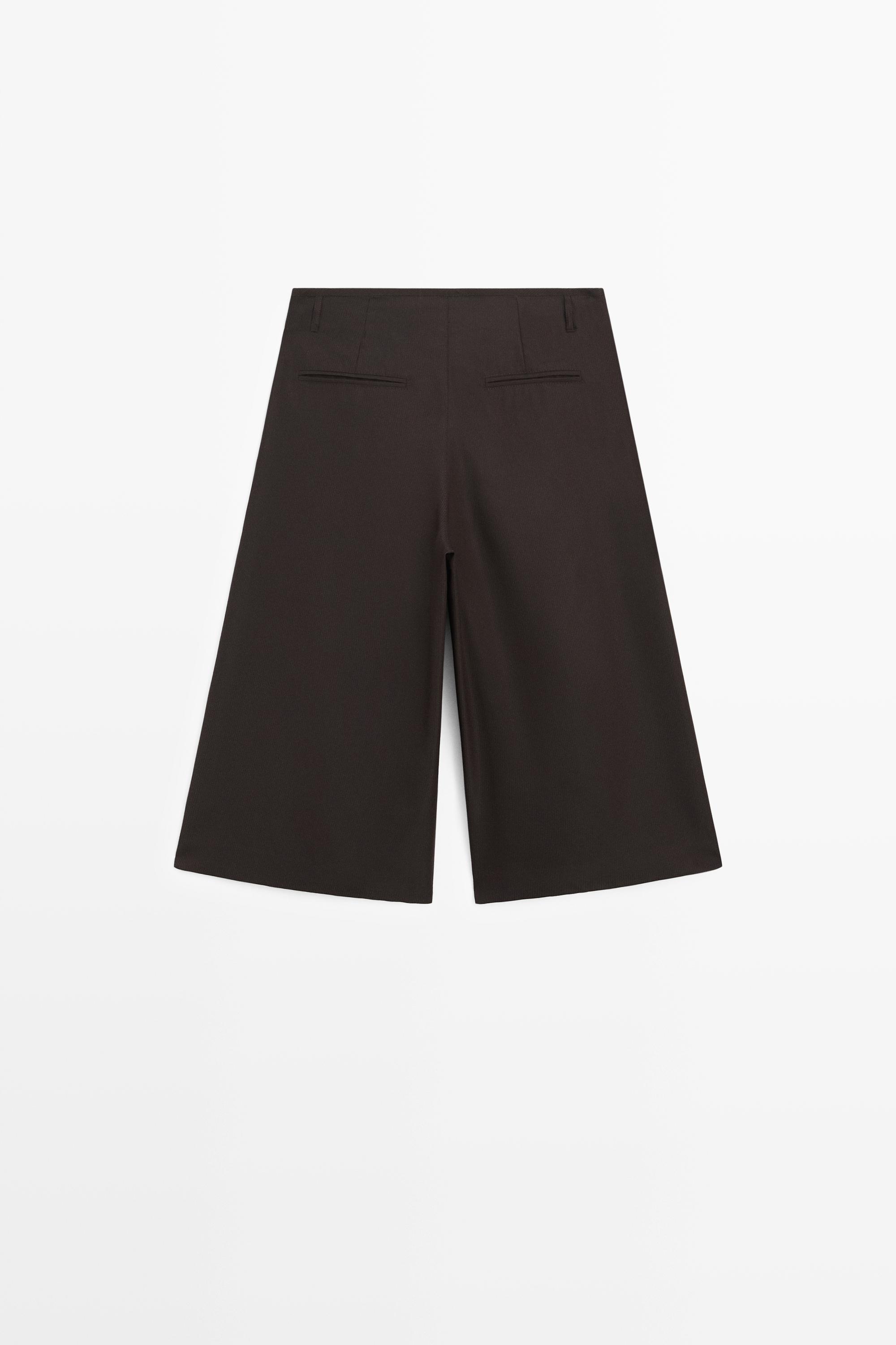 Long Bermuda shorts with striped detail — Chocolate