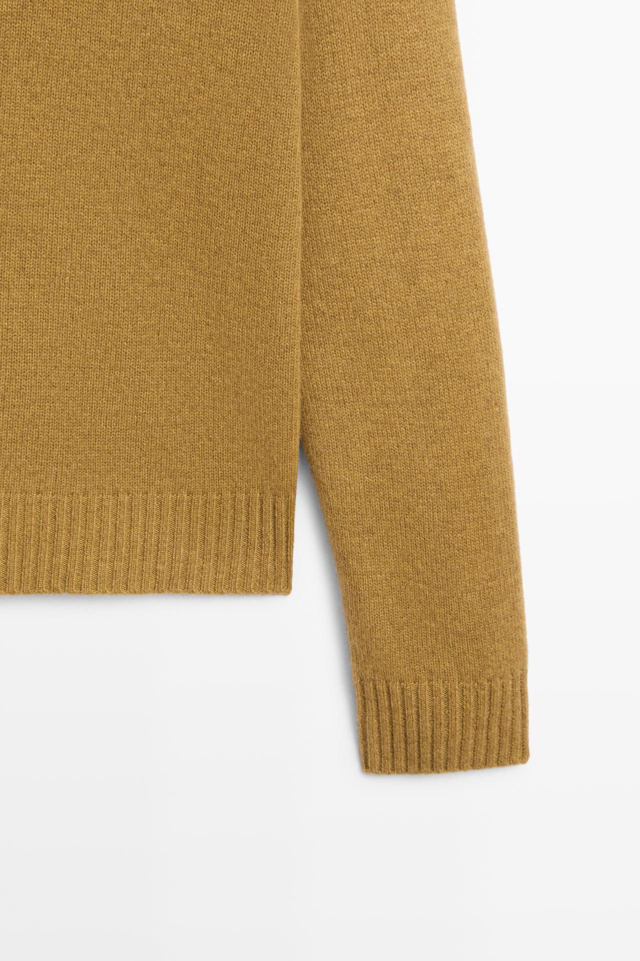 Cashmere round neck knit sweater — OCHRE