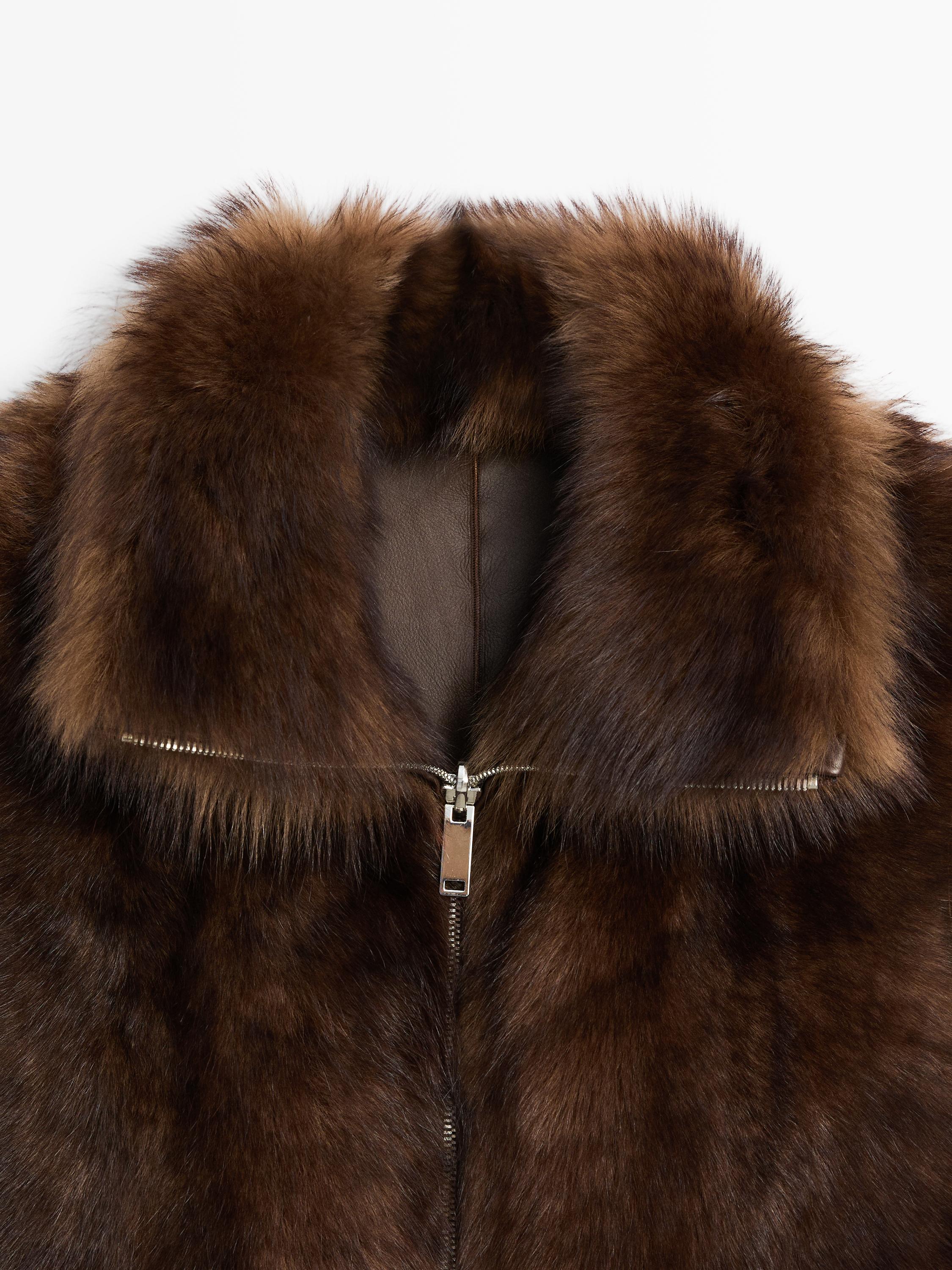 Leather high-neck waistcoat with fur — BROWN
