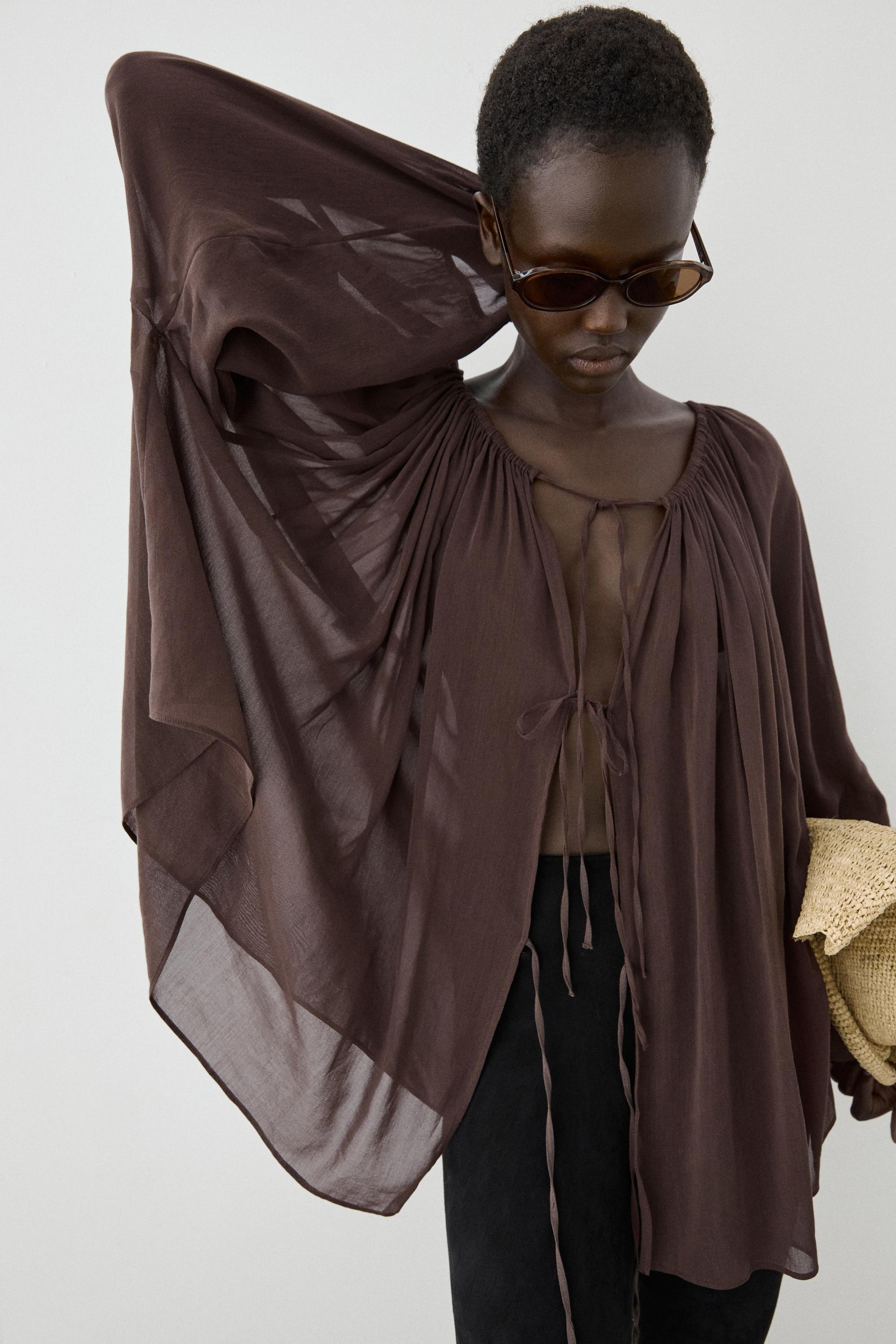 Flowing shirt with gathered details — BROWN