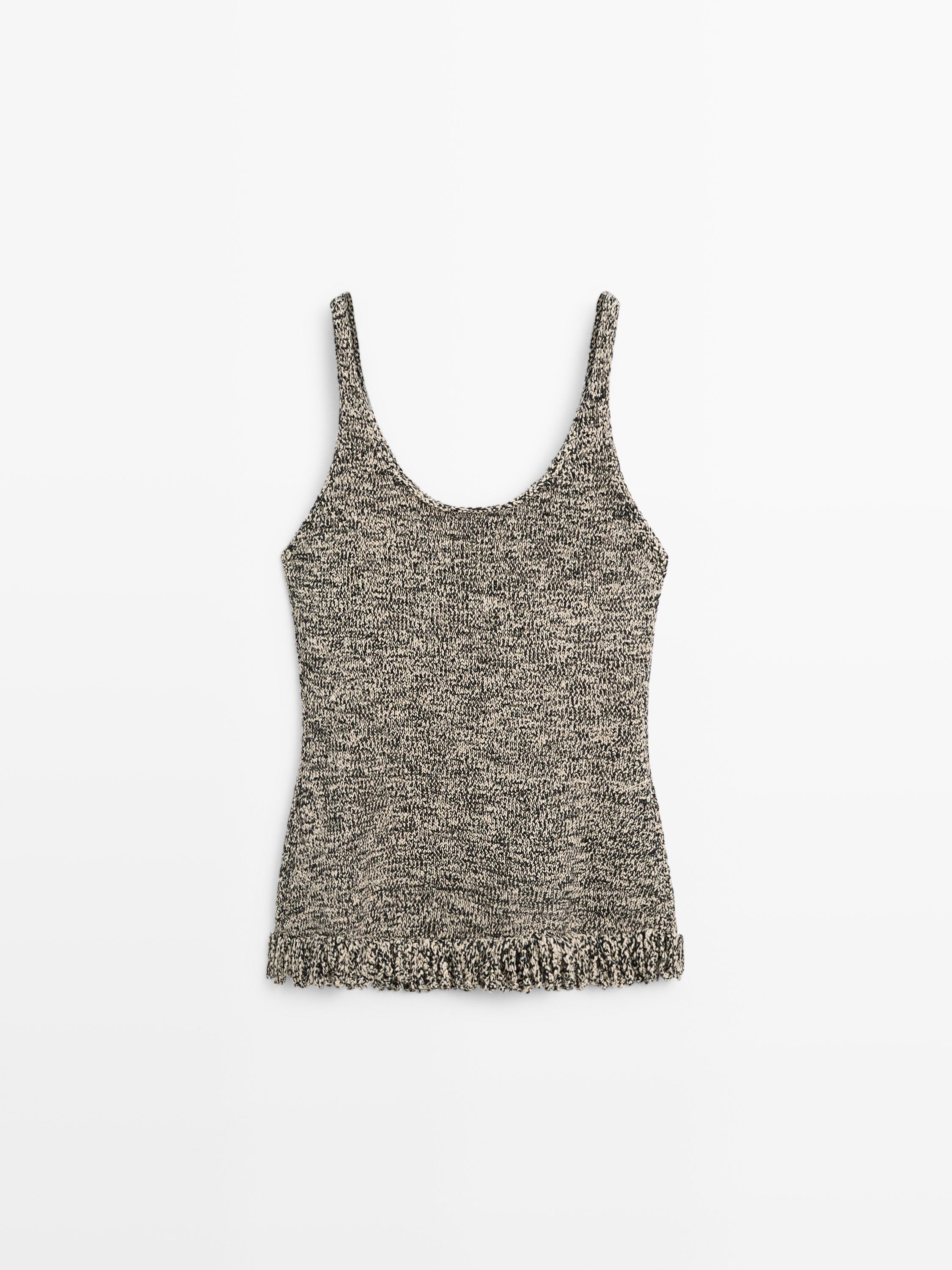 Total look knit top with fringing — BLACK