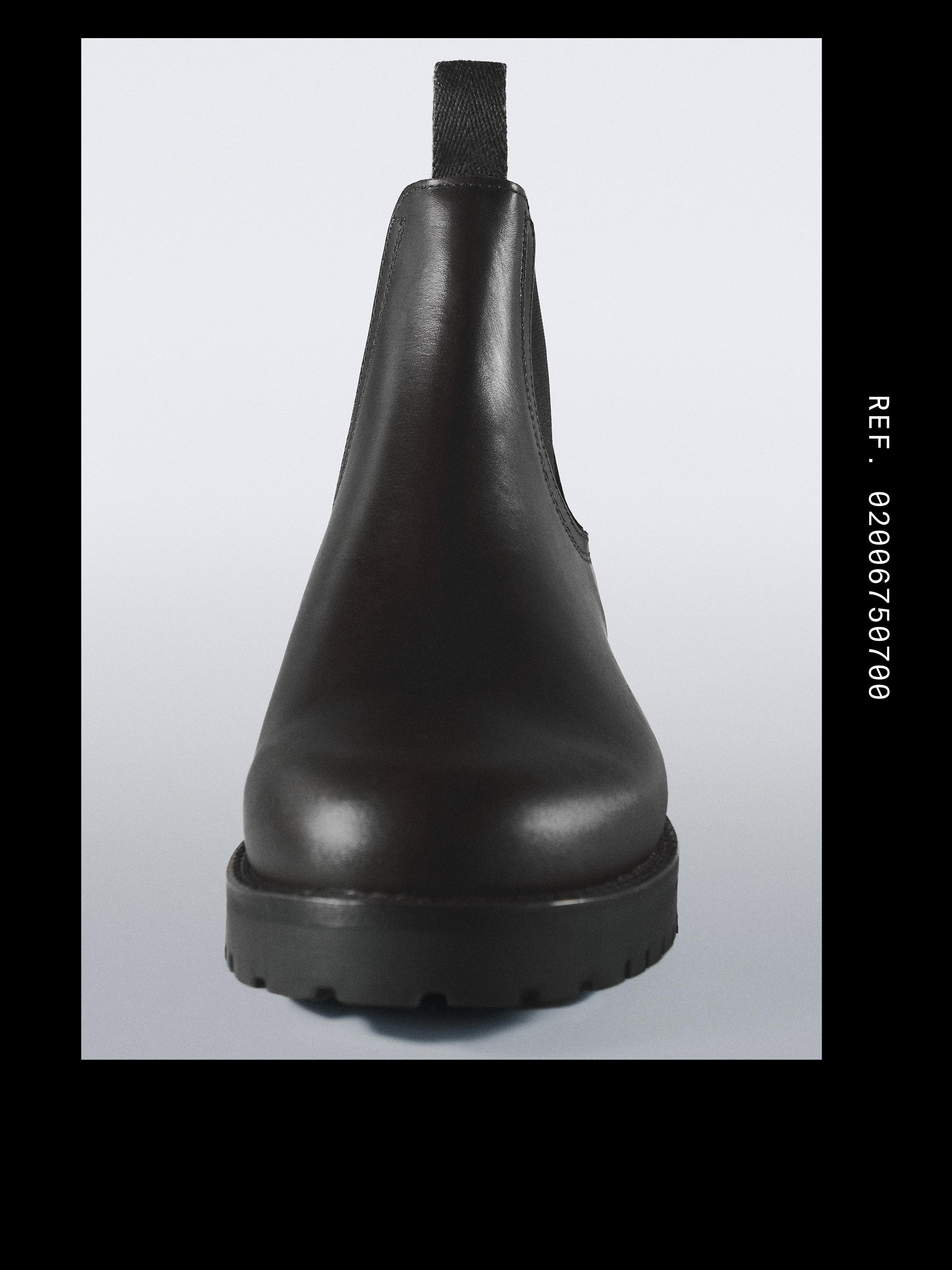 Leather Chelsea boots — BROWN