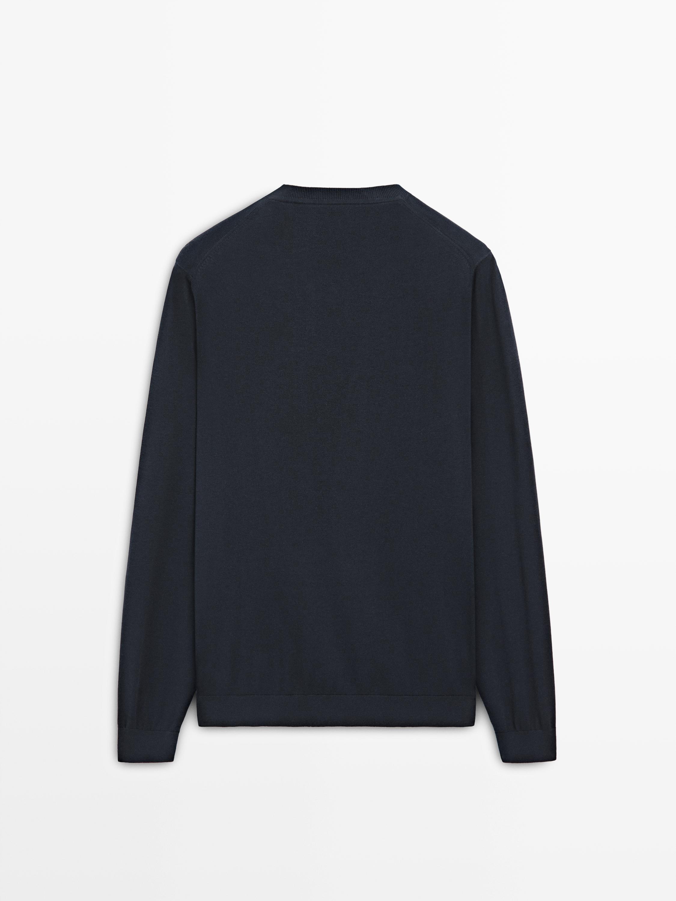 Cotton blend V-neck knit sweater — NAVY BLUE