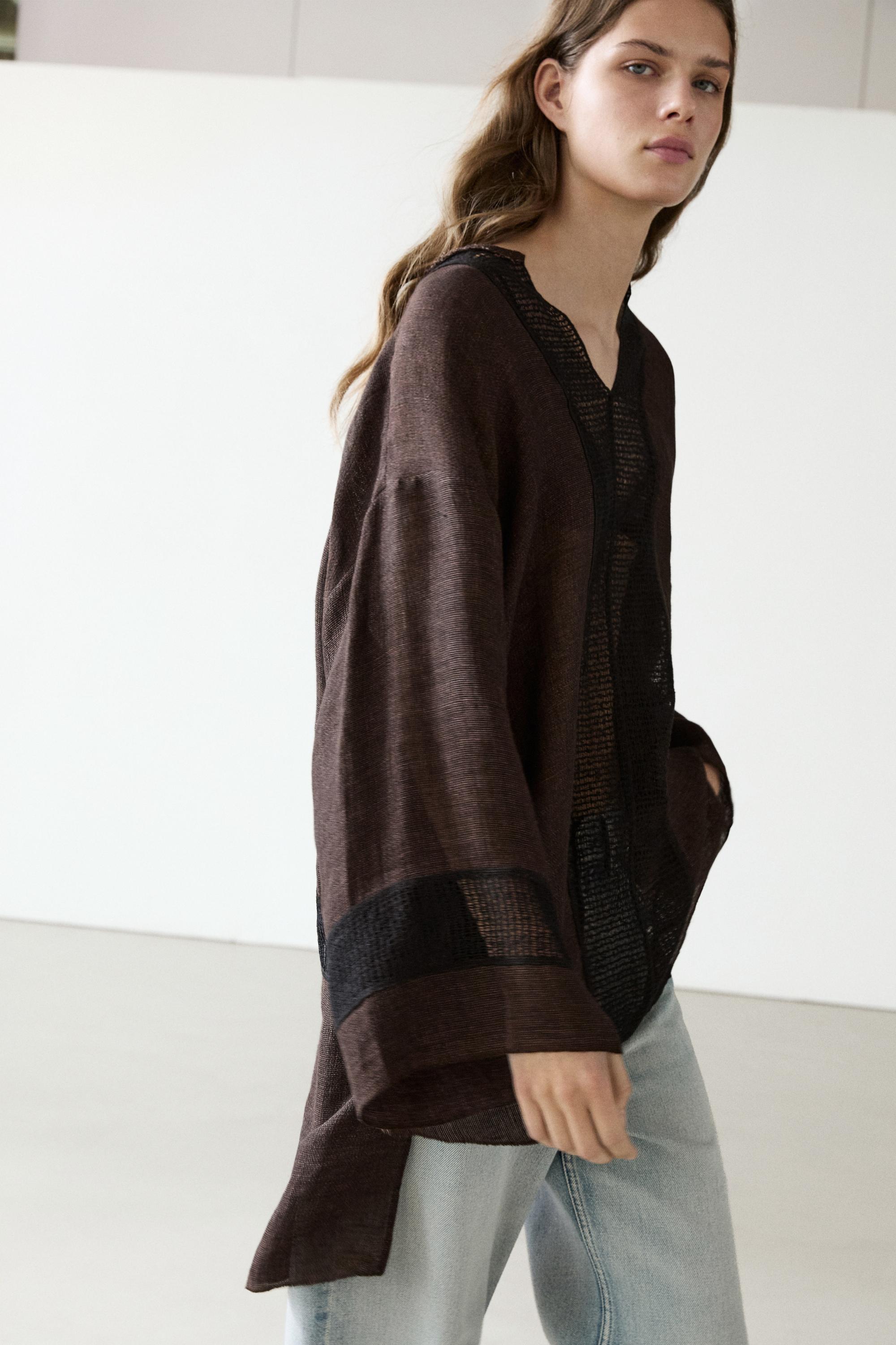 Flowing oversize linen blend blouse with lace trim — BROWN MARL