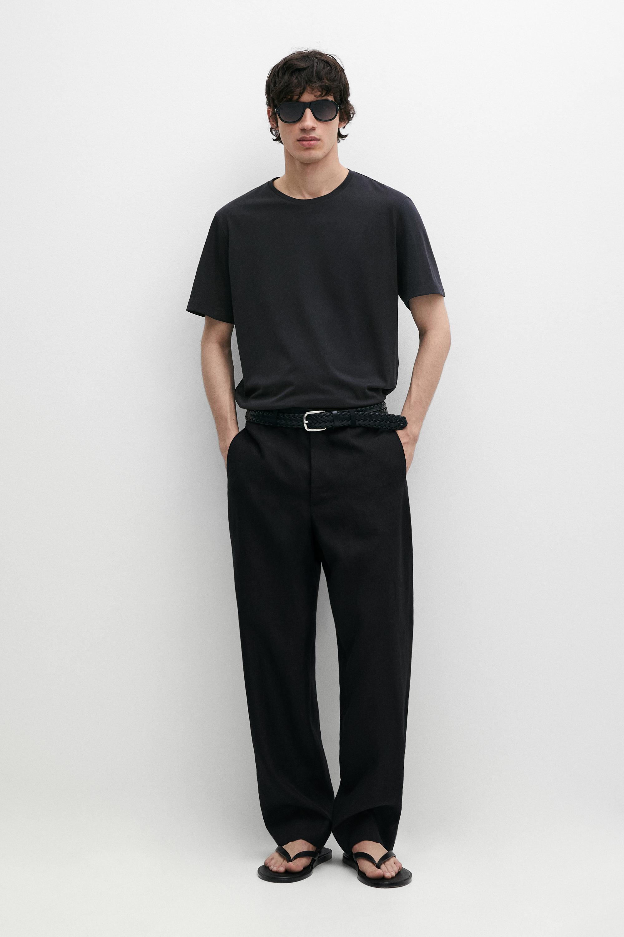 100% cotton T-shirt with shoulder detail