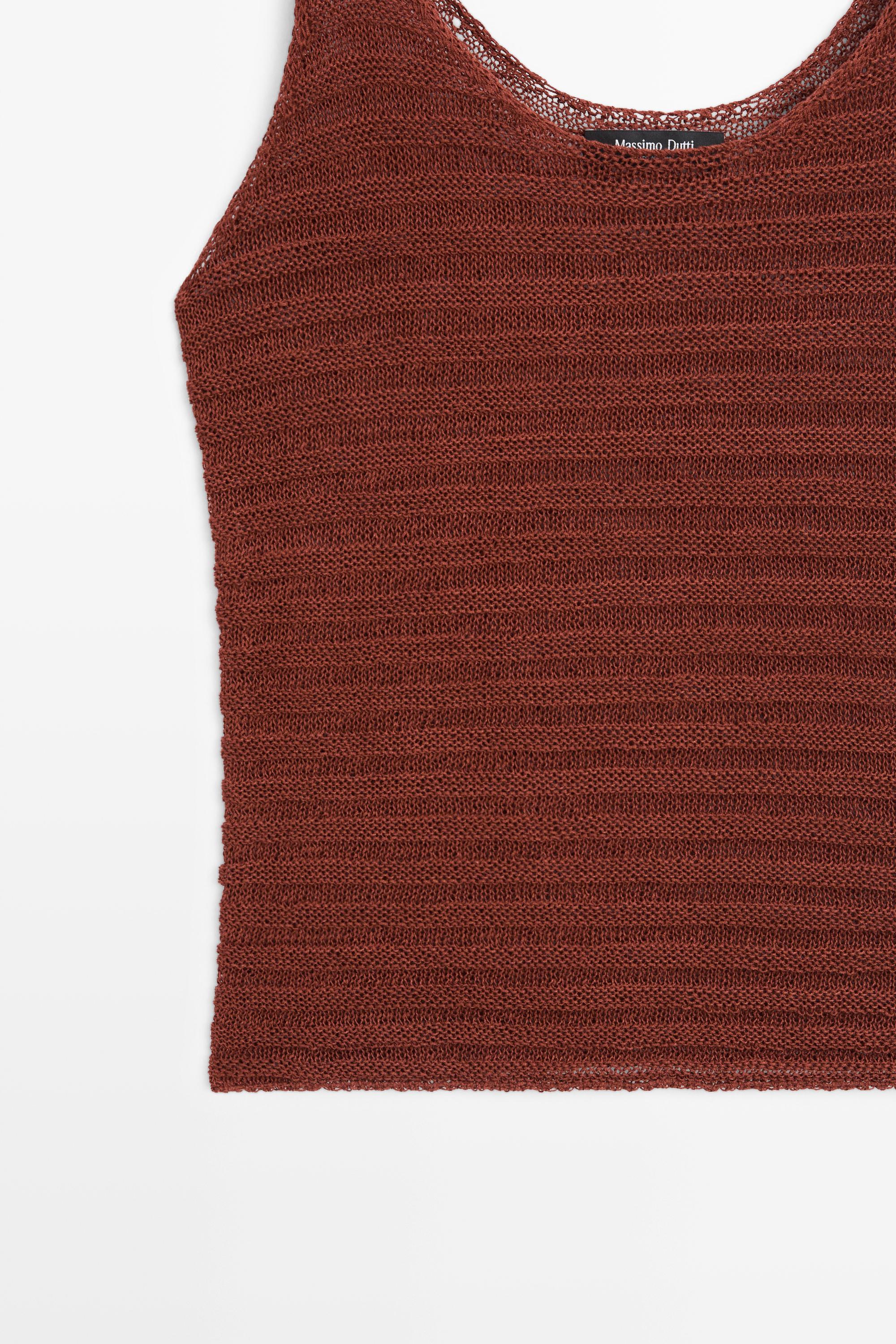 Textured knit strappy top — RUSSET