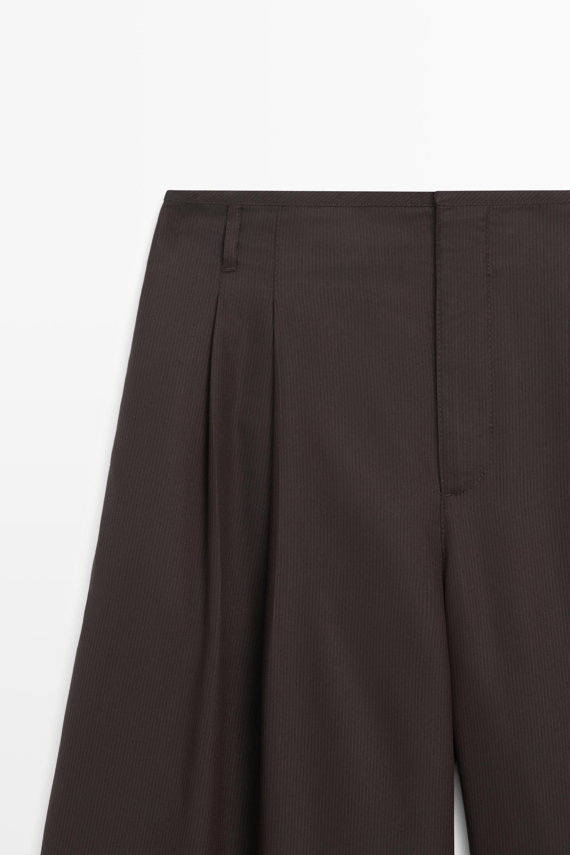 Long Bermuda shorts with striped detail — Chocolate