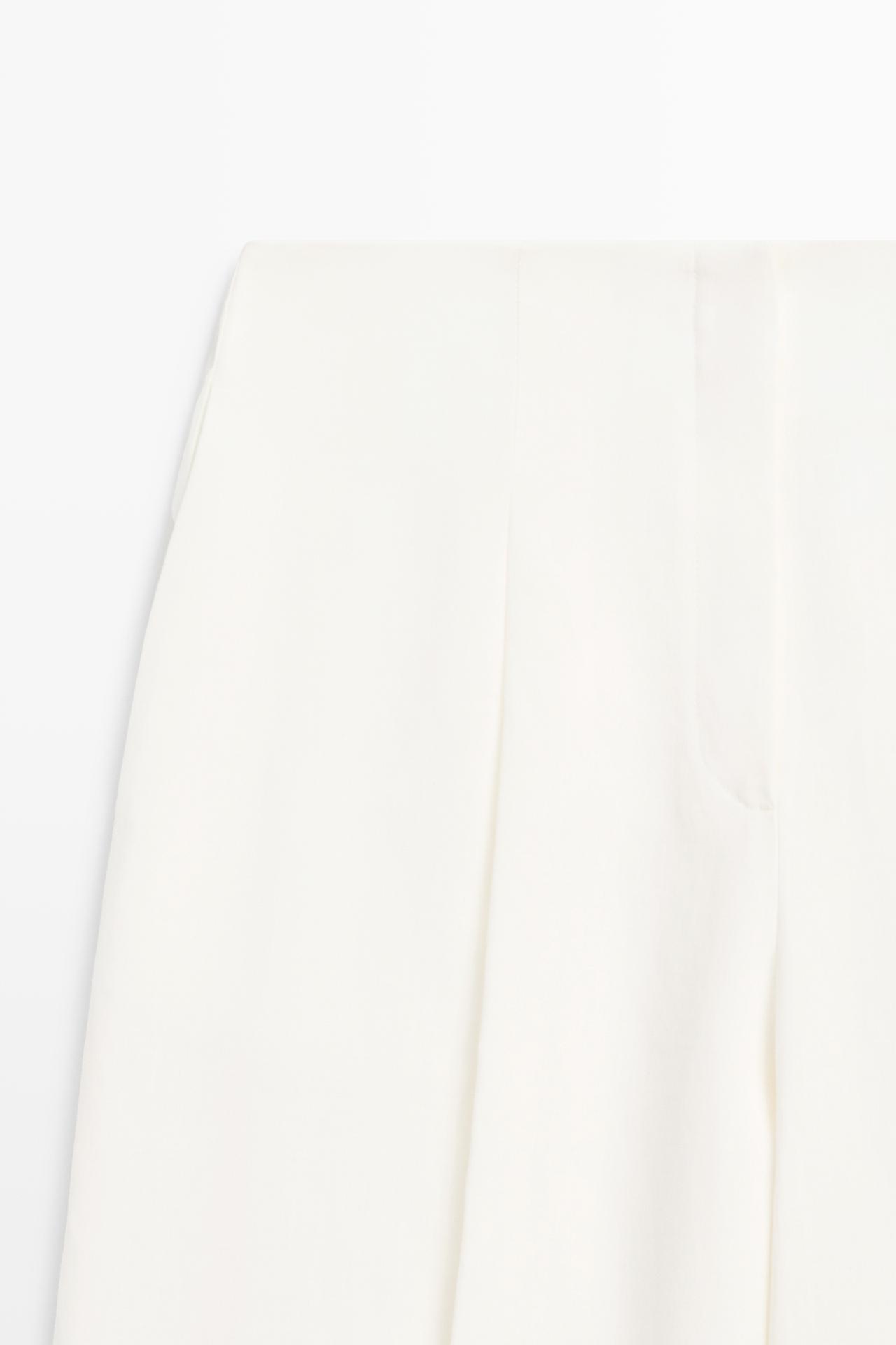 Linen trousers with darts — Off white