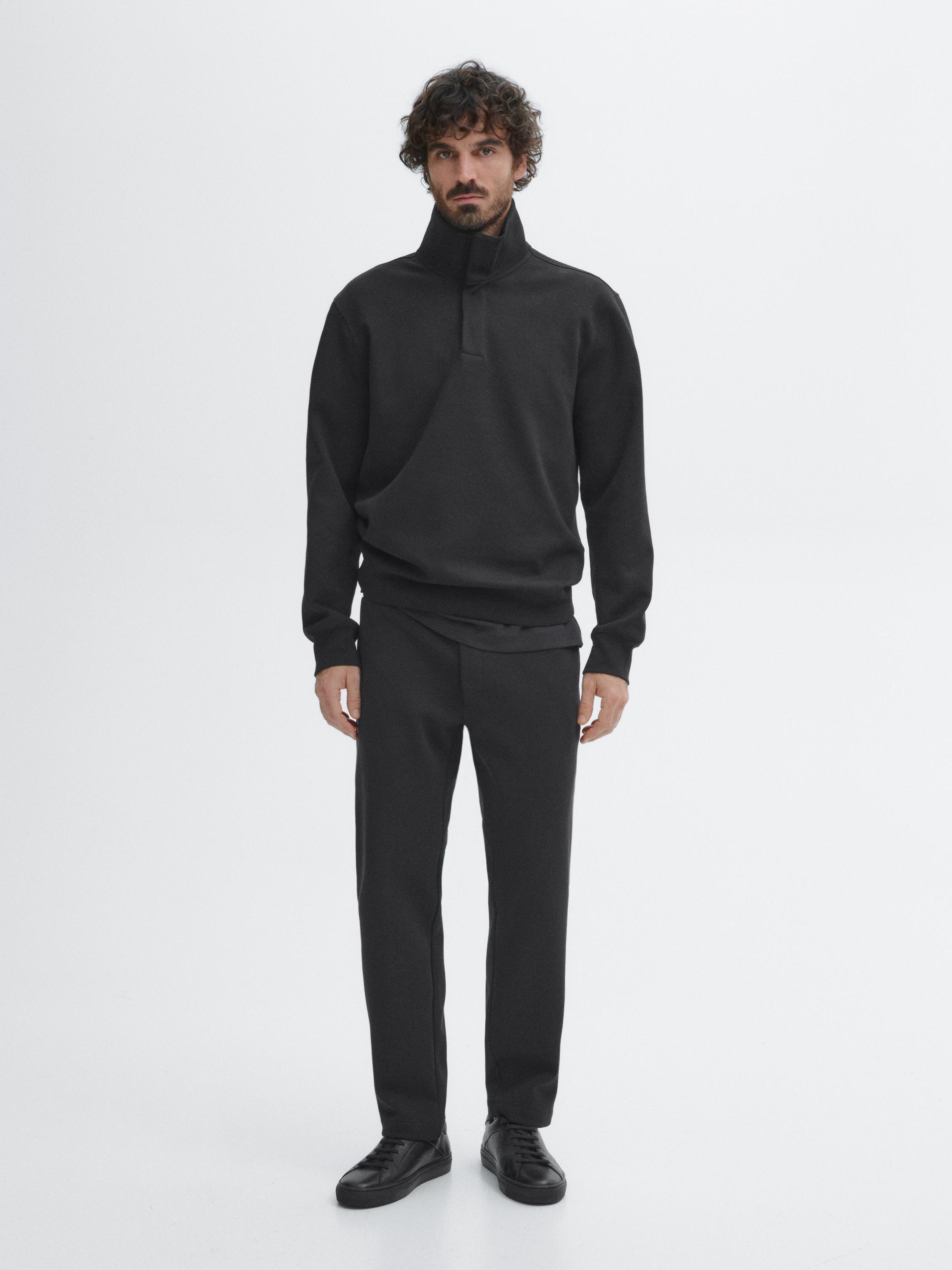 Trousers with side pocket detail