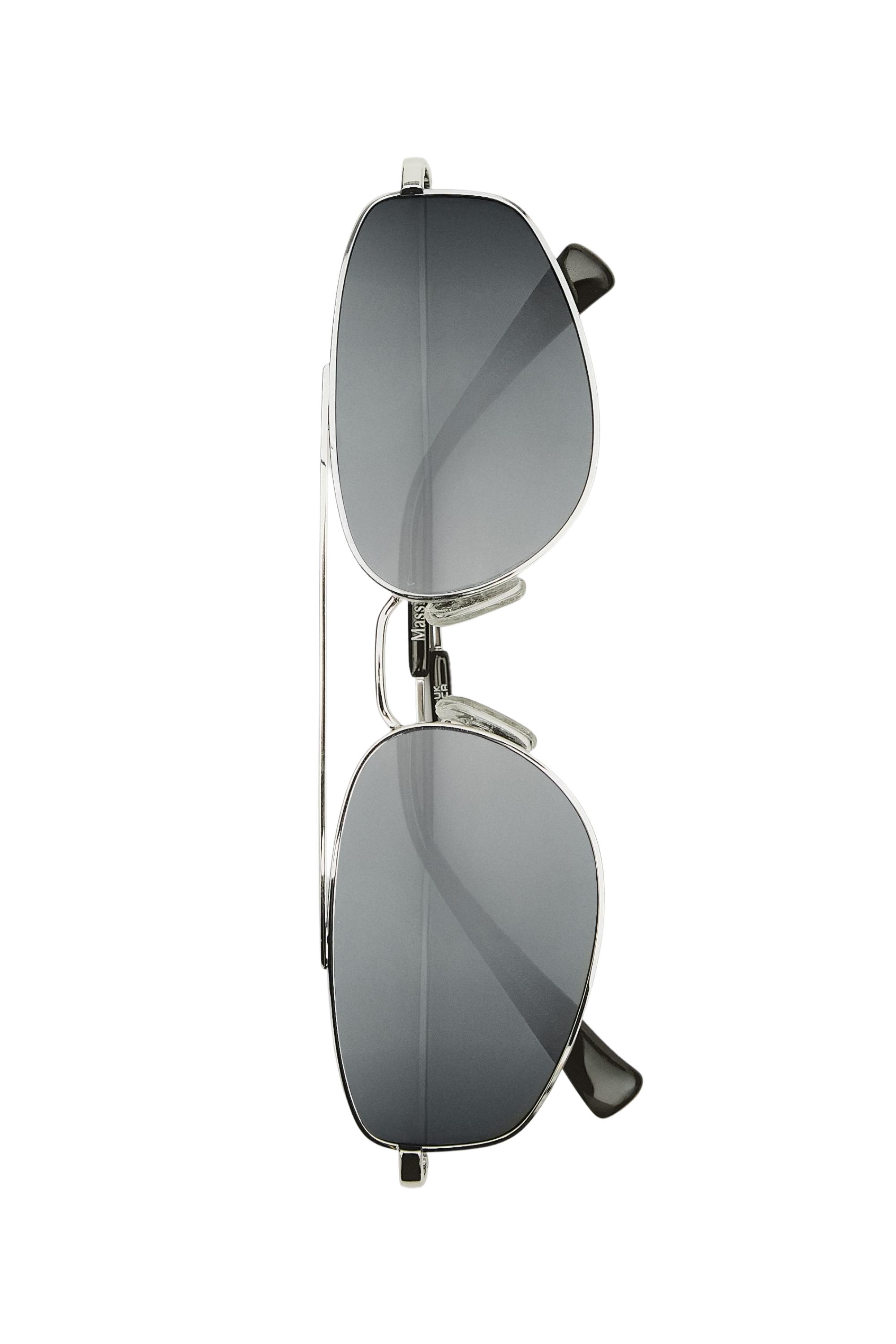 Metal sunglasses — SILVER