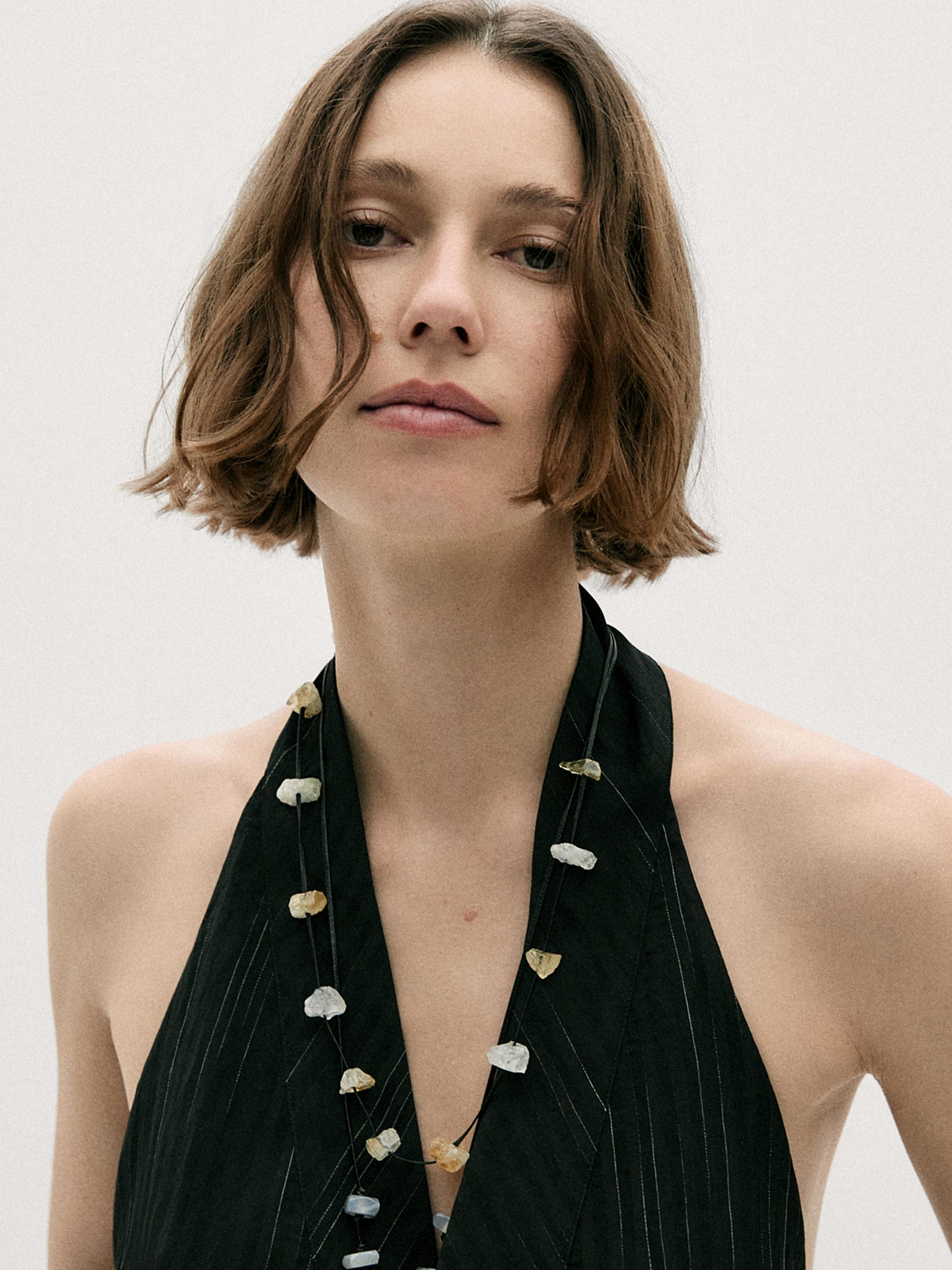 Irregular rhinestone necklace