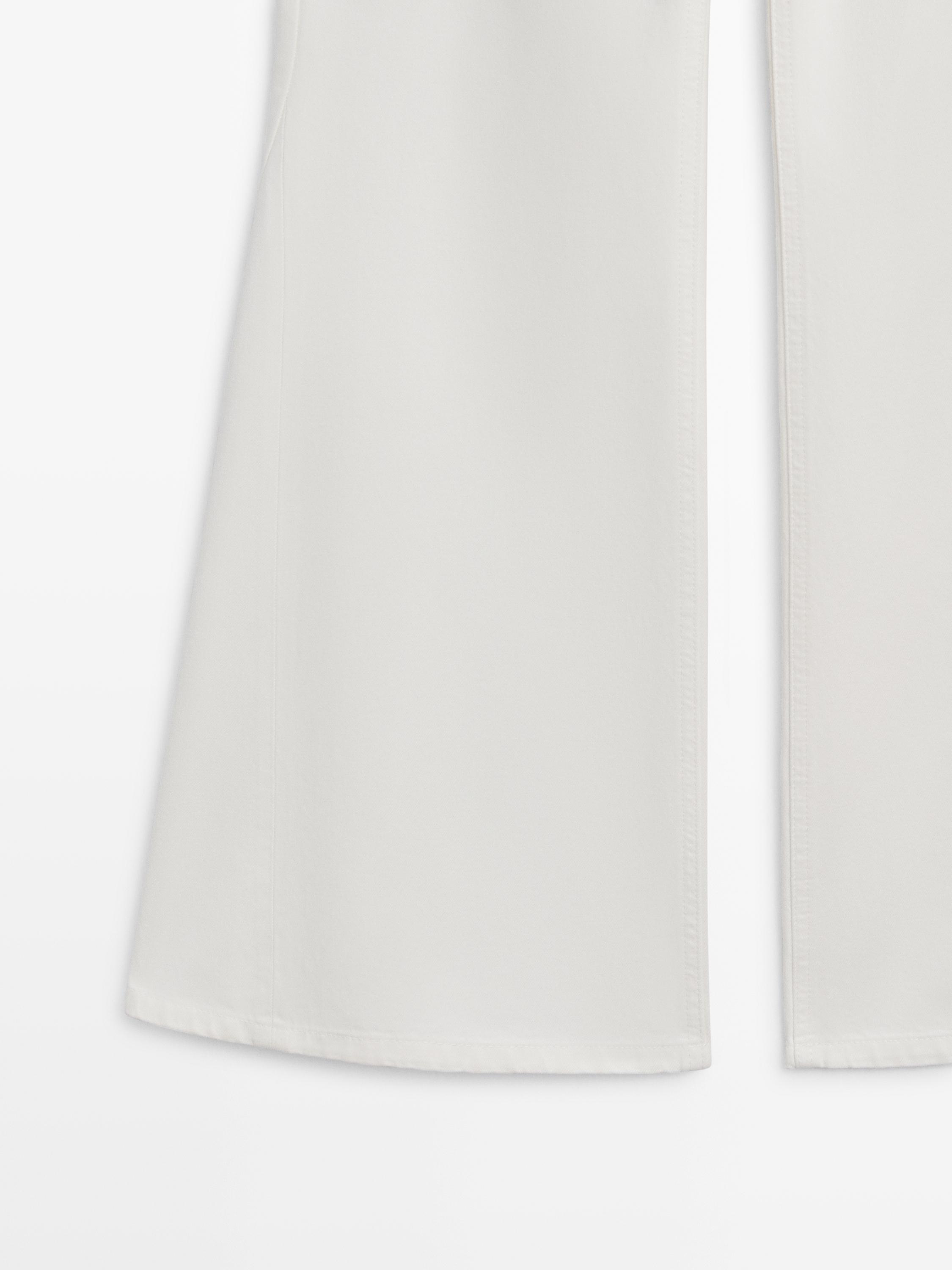 High-waist flare fit jeans — Off white