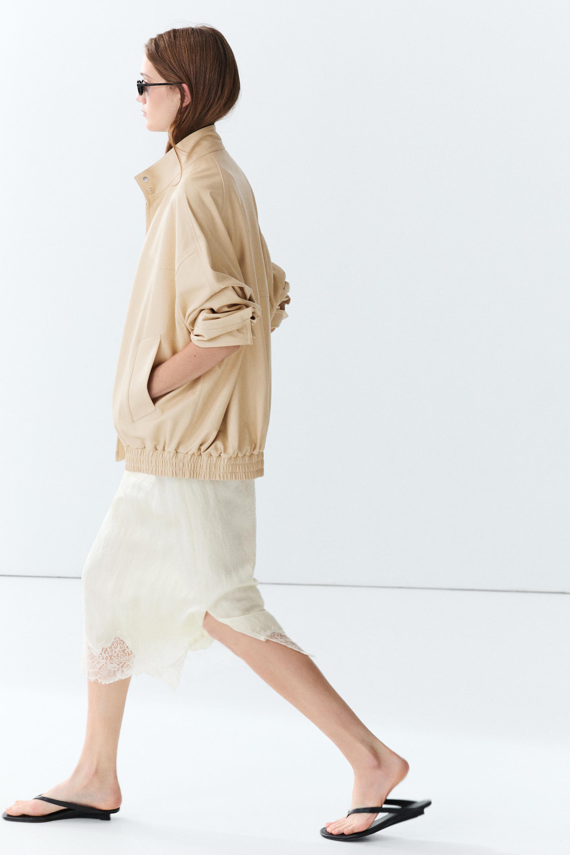 Elastic hem leather jacket — CREAM